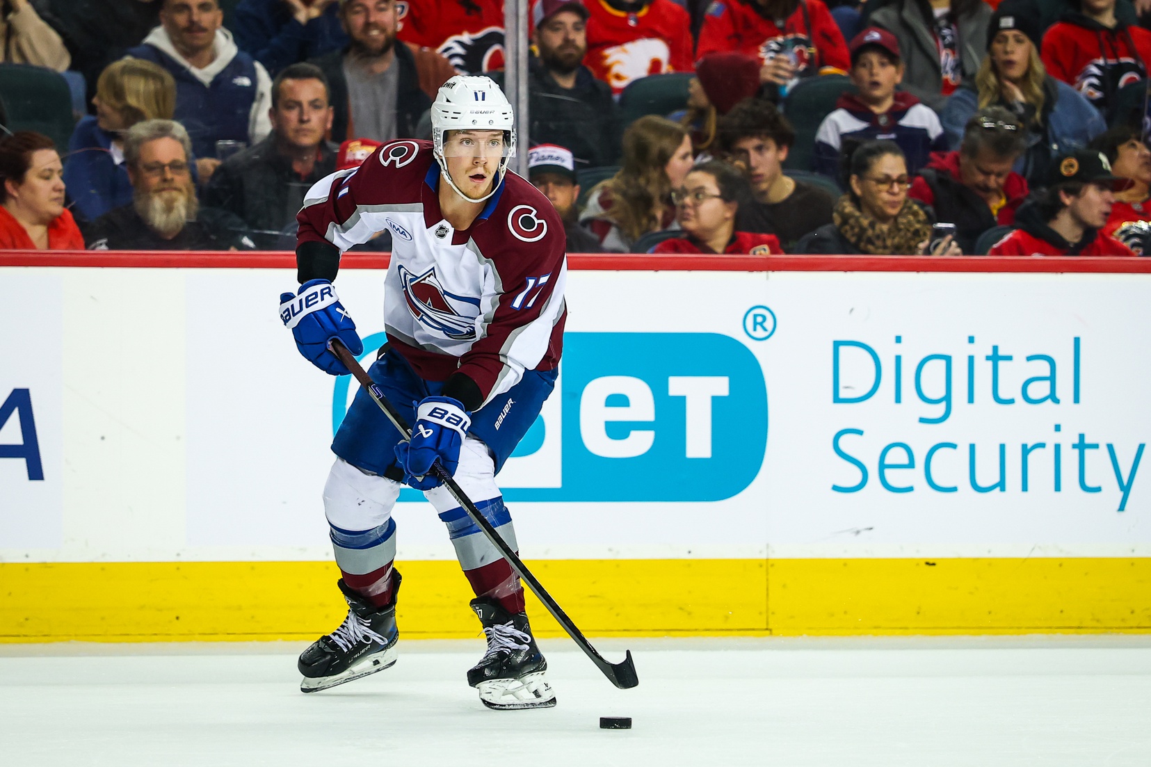 On March 16, 2025, the Dallas Stars will face off against the Colorado Avalanche at Ball Arena in Denver. This matchup features two Central Division powerhouses, with the Stars leading the division and the Avalanche closely trailing. Both teams have been in strong form, setting the stage for a highly competitive game. Dallas vs Colorado AI Prediction: Free NHL Betting Insights for Mar 16. Credit USA TODAY/IMAGN