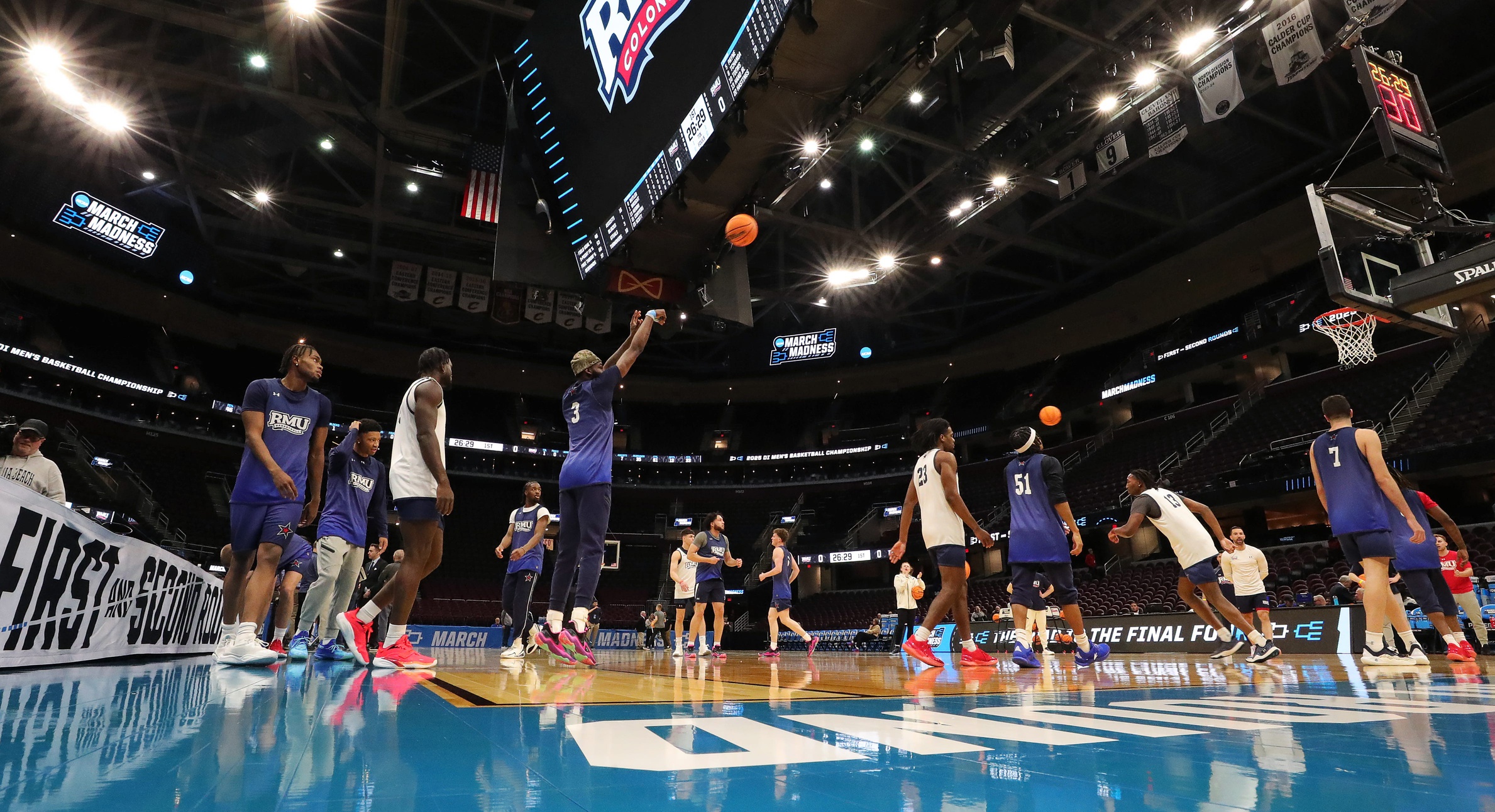 On March 21, 2025, the No. 2 seed Alabama Crimson Tide (25-8) will face the No. 15 seed Robert Morris Colonials (26-8) in the first round of the NCAA Tournament. Alabama leads the nation in scoring, averaging 91.1 points per game, while Robert Morris enters the tournament on a 10-game winning streak after clinching the Horizon League championship. Robert Morris vs Alabama AI Prediction: Free CBB Betting Insights for Mar 21. Credit USA TODAY/IMAGN