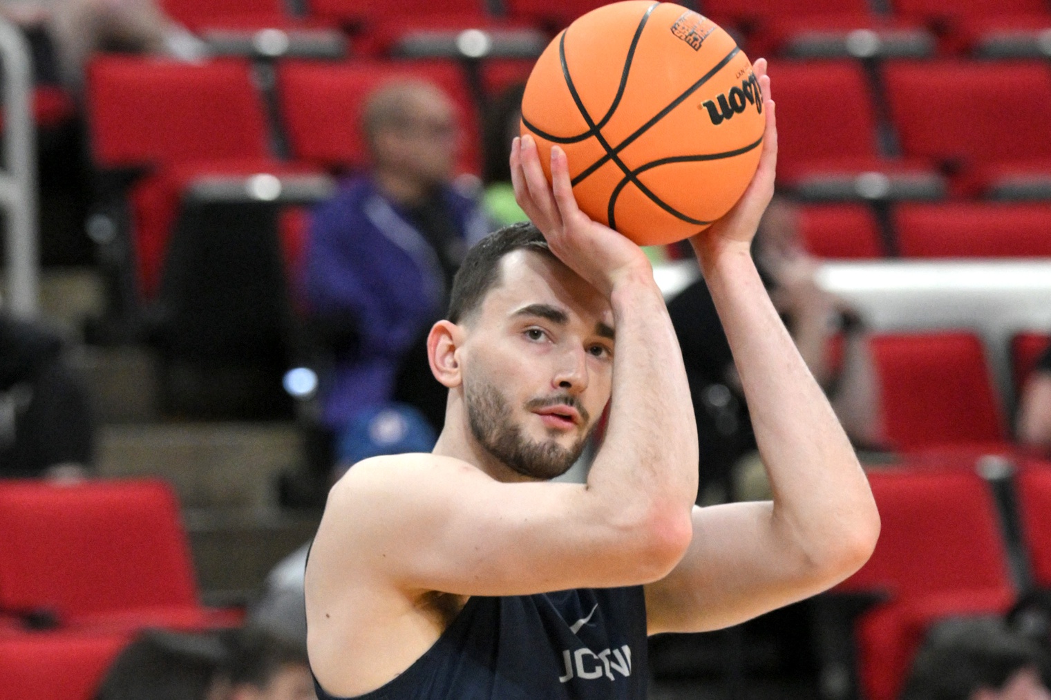 On March 21, 2025, the No. 8 seed UConn Huskies (23-10) will face the No. 9 seed Oklahoma Sooners (20-13) in the first round of the NCAA Tournament at the Lenovo Center in Raleigh, North Carolina. UConn is favored by 4.5 points, with an over/under set at 147.5 points. Oklahoma vs UConn AI Prediction: Free CBB Betting Insights for Mar 21. Credit USA TODAY/IMAGN