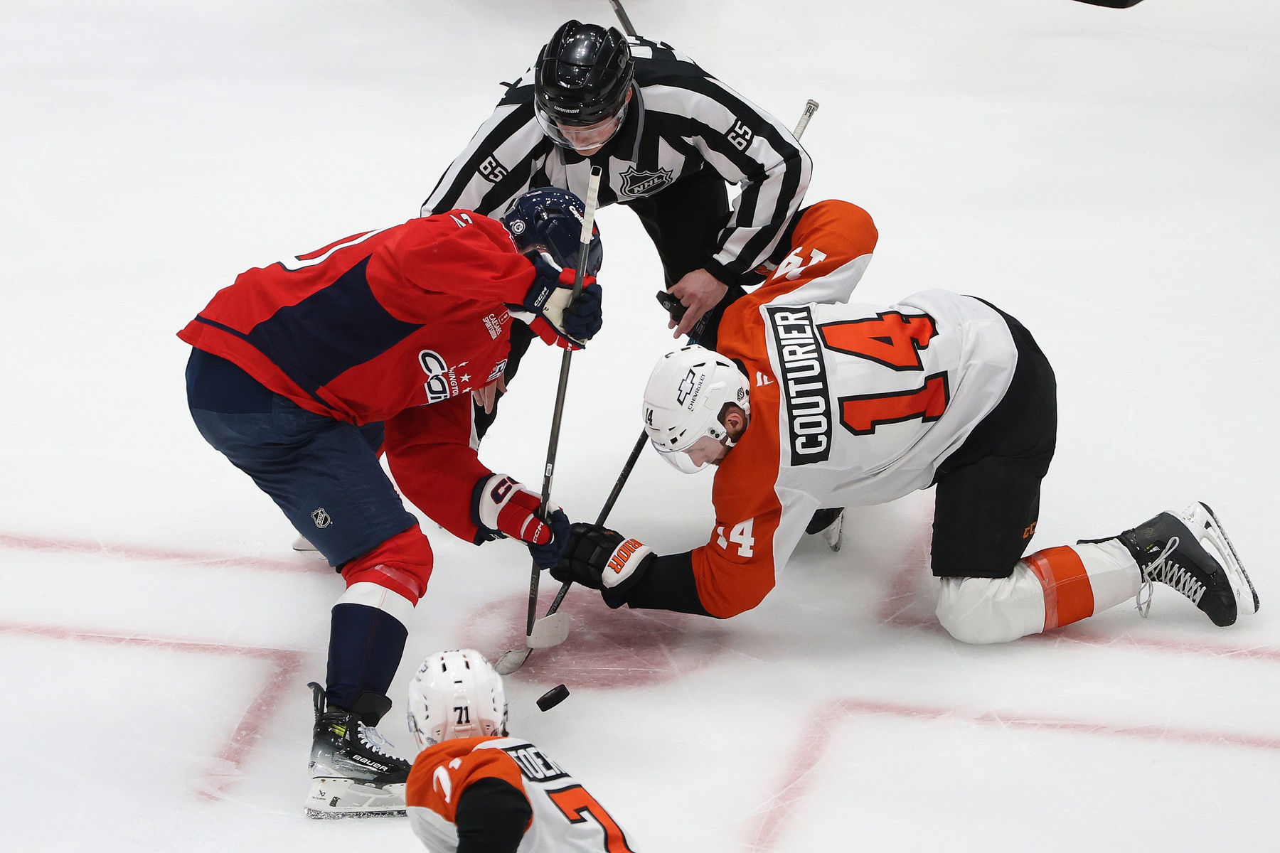 On March 22, 2025, the Dallas Stars will host the Philadelphia Flyers at the American Airlines Center. The Stars aim to continue their dominance over the Flyers, having won seven of their last nine encounters. Philadelphia vs Dallas AI Prediction: Free NHL Betting Insights for Mar 22. Credit USA TODAY/IMAGN