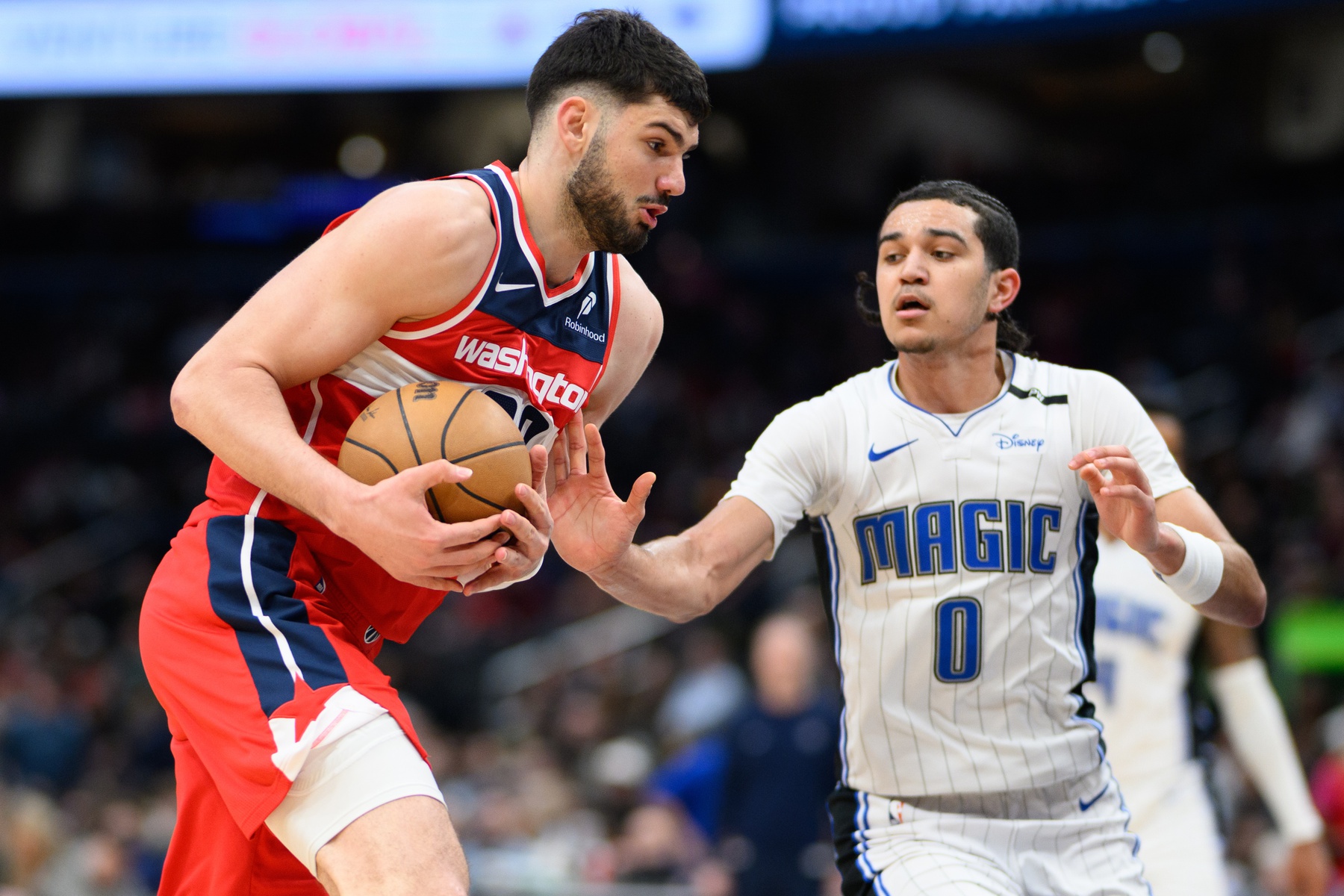 On March 24, 2025, the Los Angeles Lakers (34-21) will face the Orlando Magic (33-38) at the Kia Center in Orlando, Florida. The Lakers aim to solidify their playoff position, while the Magic seek to improve their standing in the Eastern Conference. Los Angeles Lakers vs Orlando AI Prediction: Free NBA Betting Insights for Mar 24. Credit USA TODAY/IMAGN