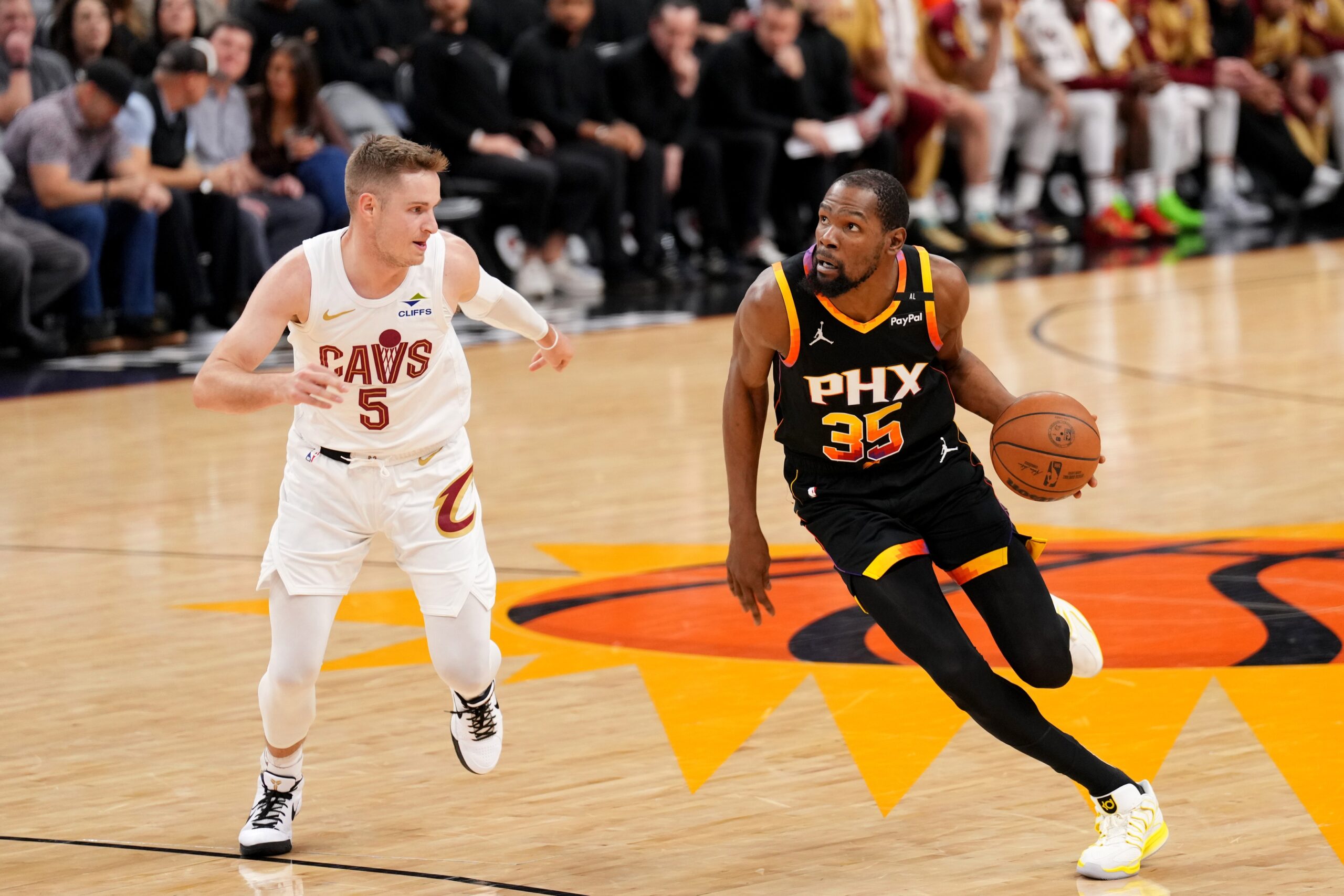 On March 23, 2025, the Cleveland Cavaliers (56-13) will face the Utah Jazz (16-54) at the Delta Center in Salt Lake City. The game is scheduled to tip off at 12:30 PM PDT. Cleveland vs Utah AI Prediction: Free NBA Betting Insights for Mar 23. Credit USA TODAY/IMAGN