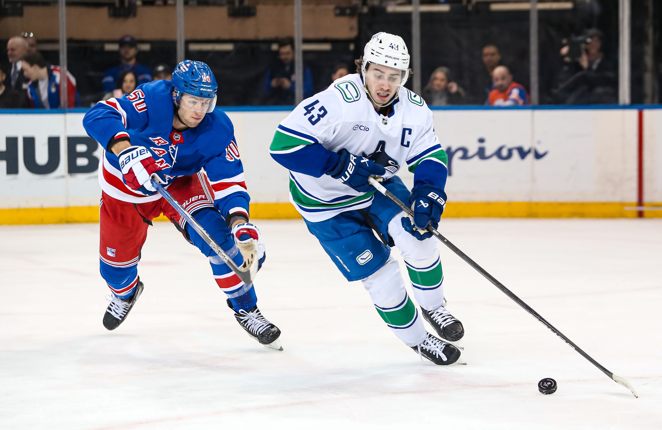 The Vancouver Canucks are set to face the New Jersey Devils on March 24, 2025, at the Prudential Center in Newark, NJ. This matchup features two teams with contrasting recent performances, promising an intriguing contest. Vancouver vs New Jersey AI Prediction: Free NHL Betting Insights for Mar 24. Credit USA TODAY/IMAGN