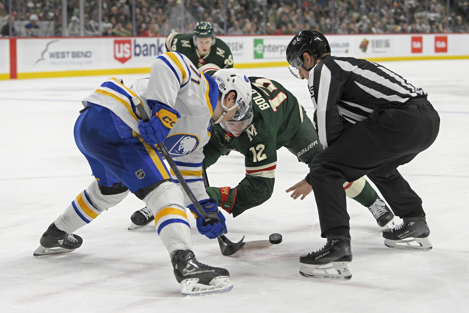 The Minnesota Wild will face the Dallas Stars on March 24, 2025, at the American Airlines Center in Dallas, Texas. Both teams are Central Division rivals, with the Stars holding a 44-21-4 record and the Wild at 40-25-5, making this matchup crucial for playoff positioning. Minnesota vs Dallas AI Prediction: Free NHL Betting Insights for Mar 24. Credit USA TODAY/IMAGN
