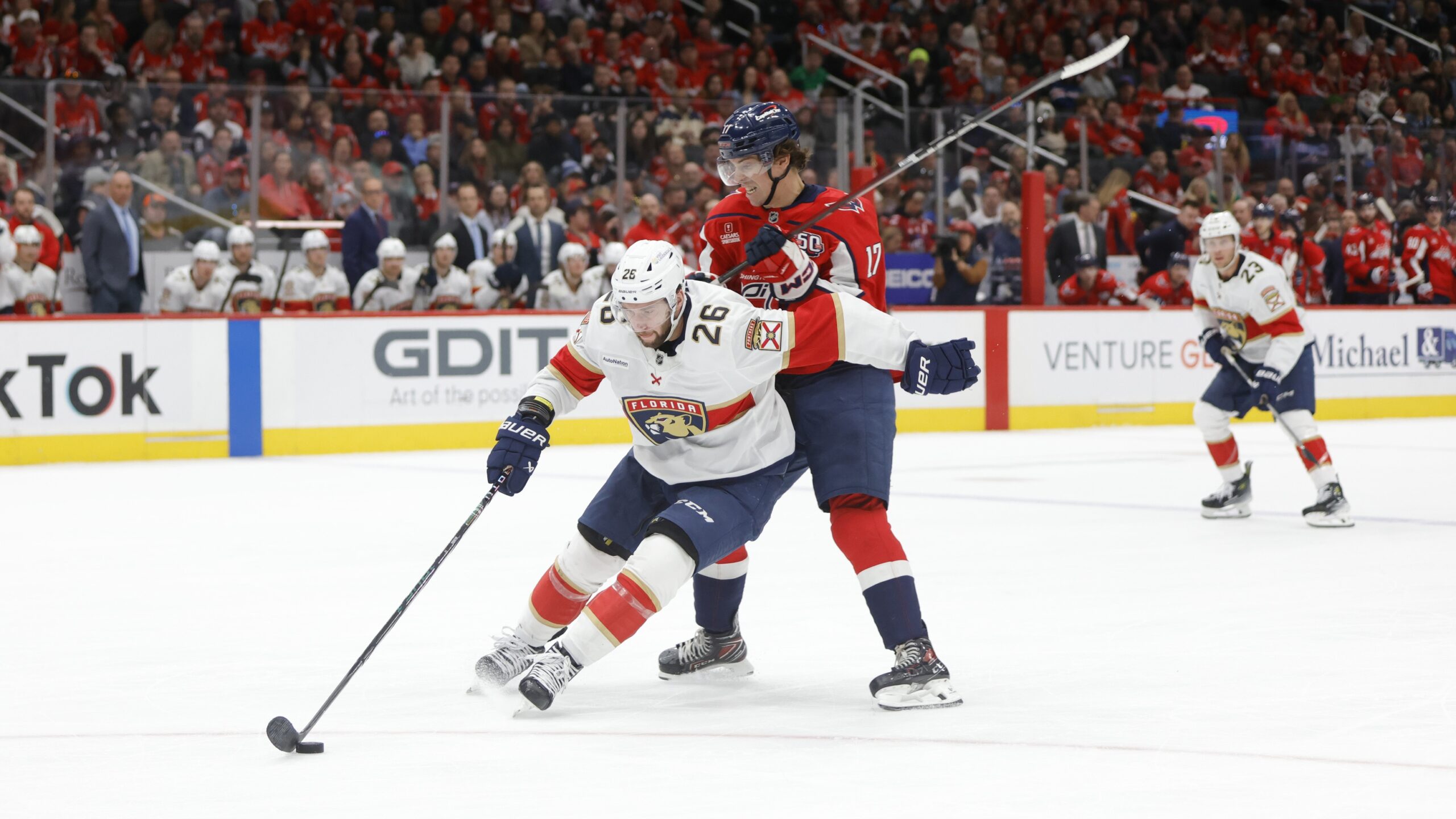 On March 23, 2025, the Pittsburgh Penguins will face the Florida Panthers at Amerant Bank Arena in Sunrise, Florida, with the puck dropping at 6:00 PM ET. Pittsburgh vs Florida AI Prediction: Free NHL Betting Insights for Mar 23. Credit USA TODAY/IMAGN