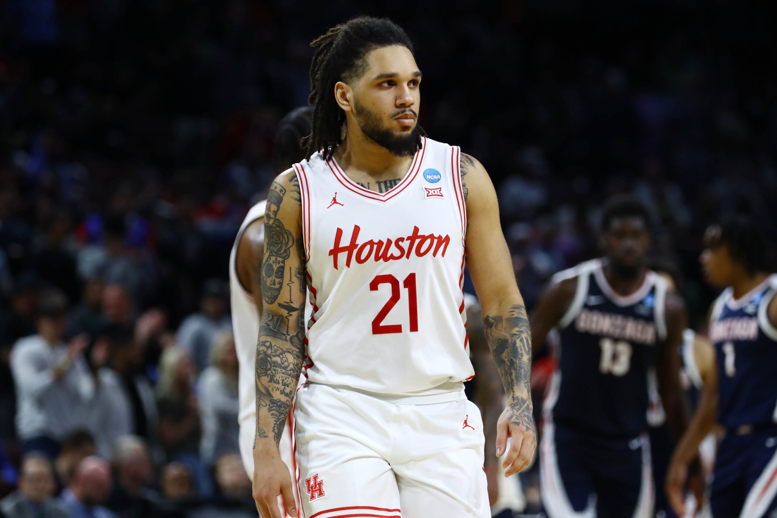 On March 28, 2025, the Purdue Boilermakers will face the Houston Cougars in the Sweet 16 of the NCAA Men’s Basketball Tournament. Houston, the No. 1 seed in the Midwest Region, boasts a 32-4 record, while Purdue, the No. 4 seed, holds a 24-11 record. The game is scheduled to tip off at approximately 9:09 p.m. at Lucas Oil Stadium in Indianapolis, offering Purdue a home-court advantage given its proximity to their campus. Purdue vs Houston AI Prediction: Free CBB Betting Insights for Mar 28. Credit USA TODAY/IMAGN