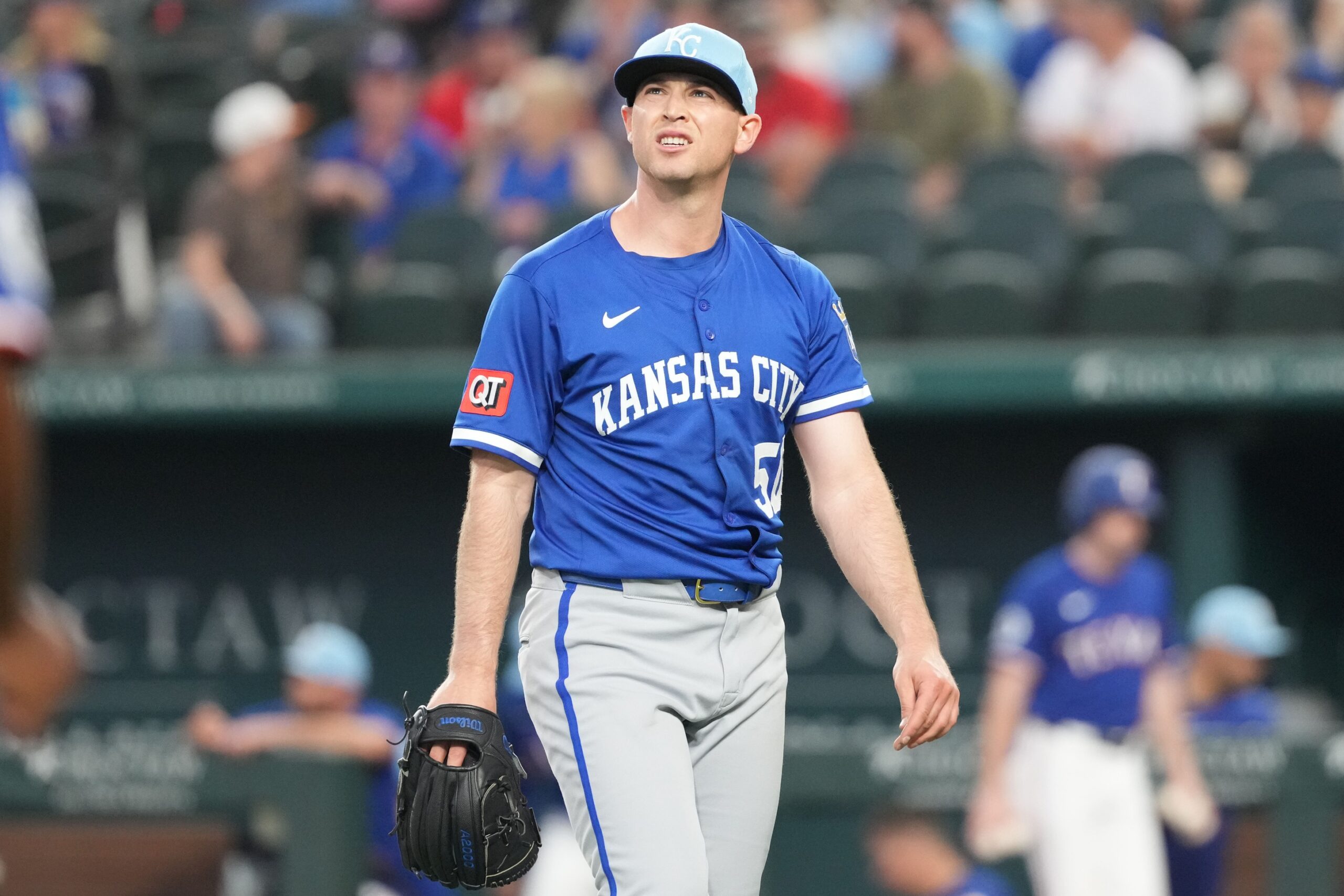 The Cleveland Guardians and Kansas City Royals are set to open their 2025 MLB seasons with a matchup at Kauffman Stadium on March 27, 2025, at 4:10 p.m. ET. Both teams aim to build upon their 2024 performances and establish early momentum in the AL Central division. Cleveland vs Kansas City AI Prediction: Free MLB Betting Insights for Mar 27. Credit USA TODAY/IMAGN