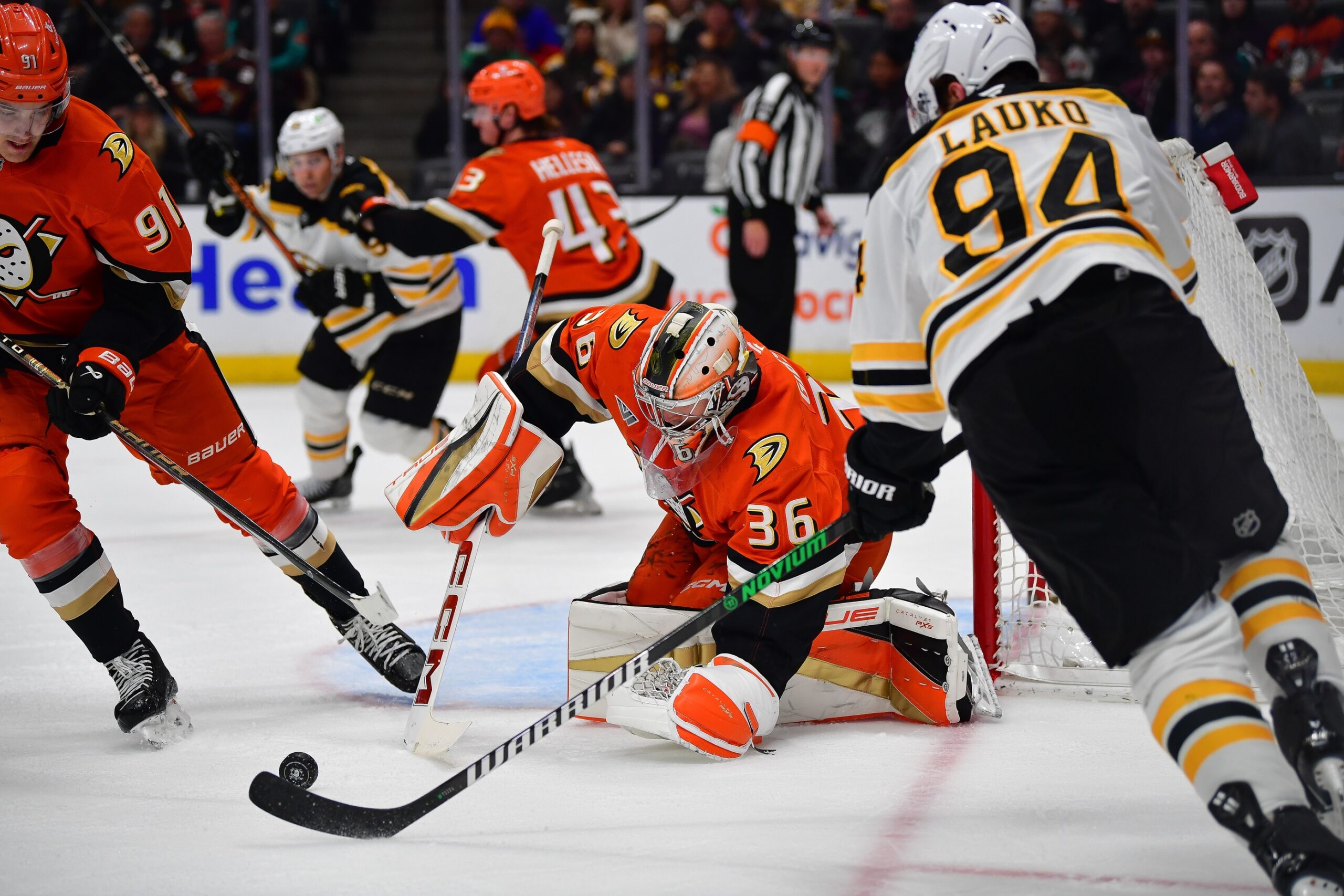 The New York will face the Anaheim Ducks on March 28, 2025, at the Honda Center in Anaheim, California. This matchup features two teams with contrasting seasons, as the Rangers aim for playoff positioning while the Ducks continue their rebuilding process. New York vs Anaheim AI Prediction: Free NHL Betting Insights for Mar 28. Credit USA TODAY/IMAGN