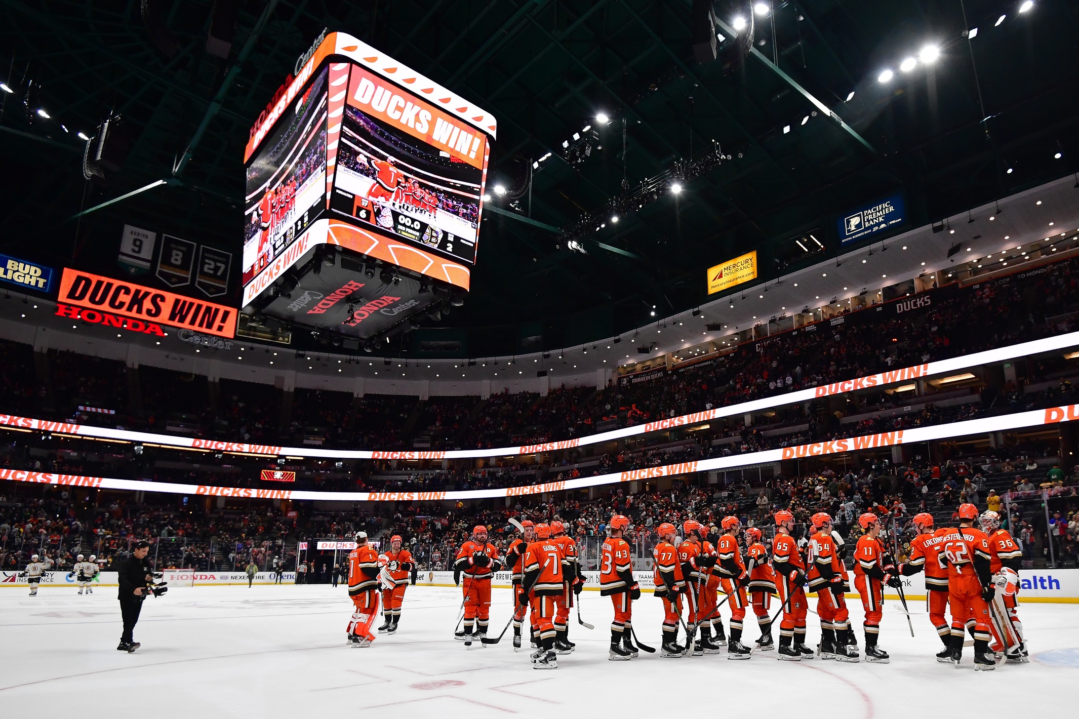 The Toronto Maple Leafs will visit the Anaheim Ducks on March 30, 2025, at the Honda Center in Anaheim, California. This interconference matchup features two teams with contrasting seasons, as Toronto aims for playoff positioning while Anaheim seeks to disrupt their momentum. Toronto vs Anaheim AI Prediction: Free NHL Betting Insights for Mar 30. Credit USA TODAY/IMAGN