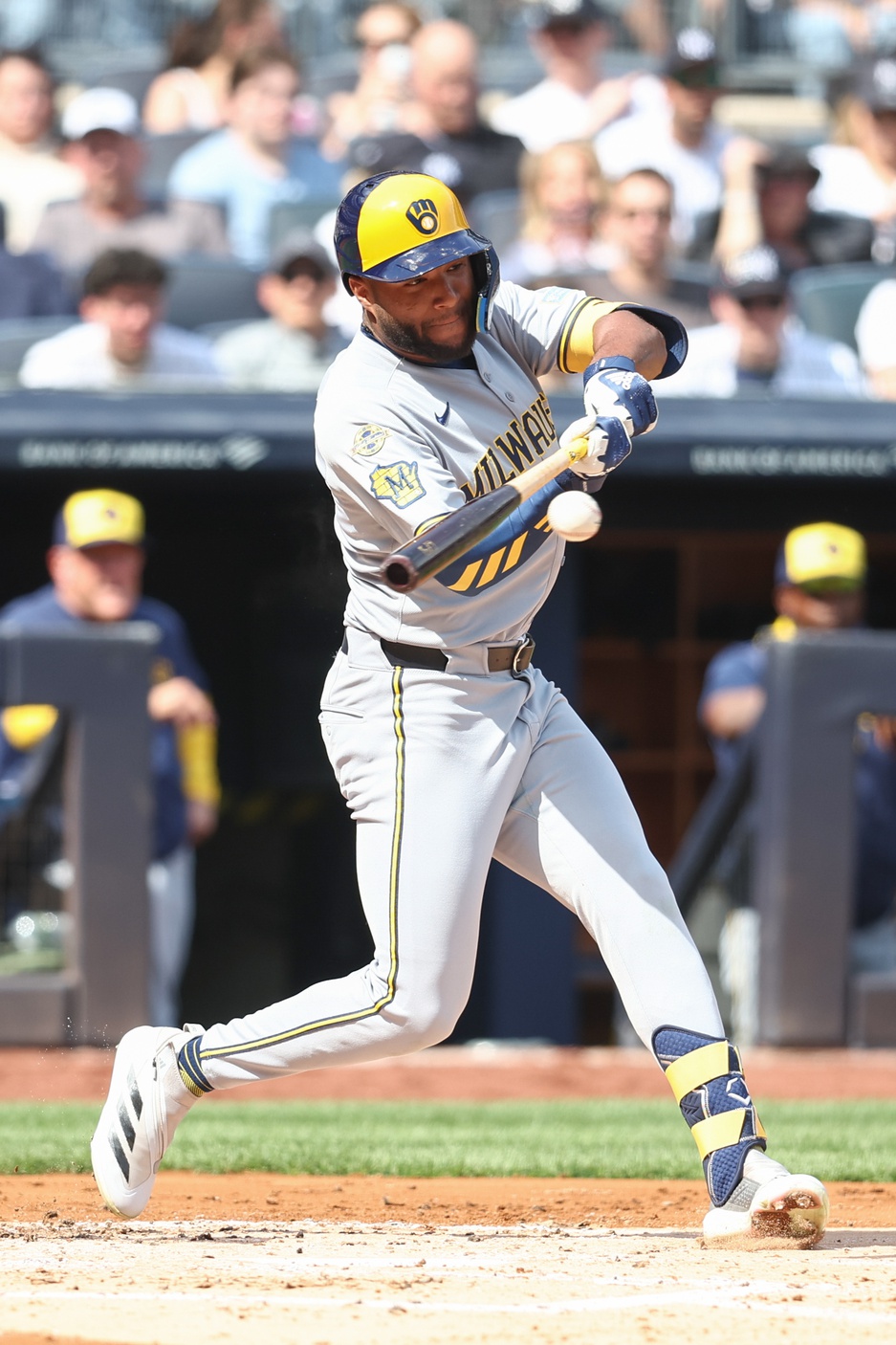 The Milwaukee Brewers will face the New York Yankees on March 30, 2025, at Yankee Stadium, concluding their three-game series. Both teams aim to secure a victory to bolster their early-season records. Milwaukee vs New York Yankees AI Prediction: Free MLB Betting Insights for Mar 30. Credit USA TODAY/IMAGN