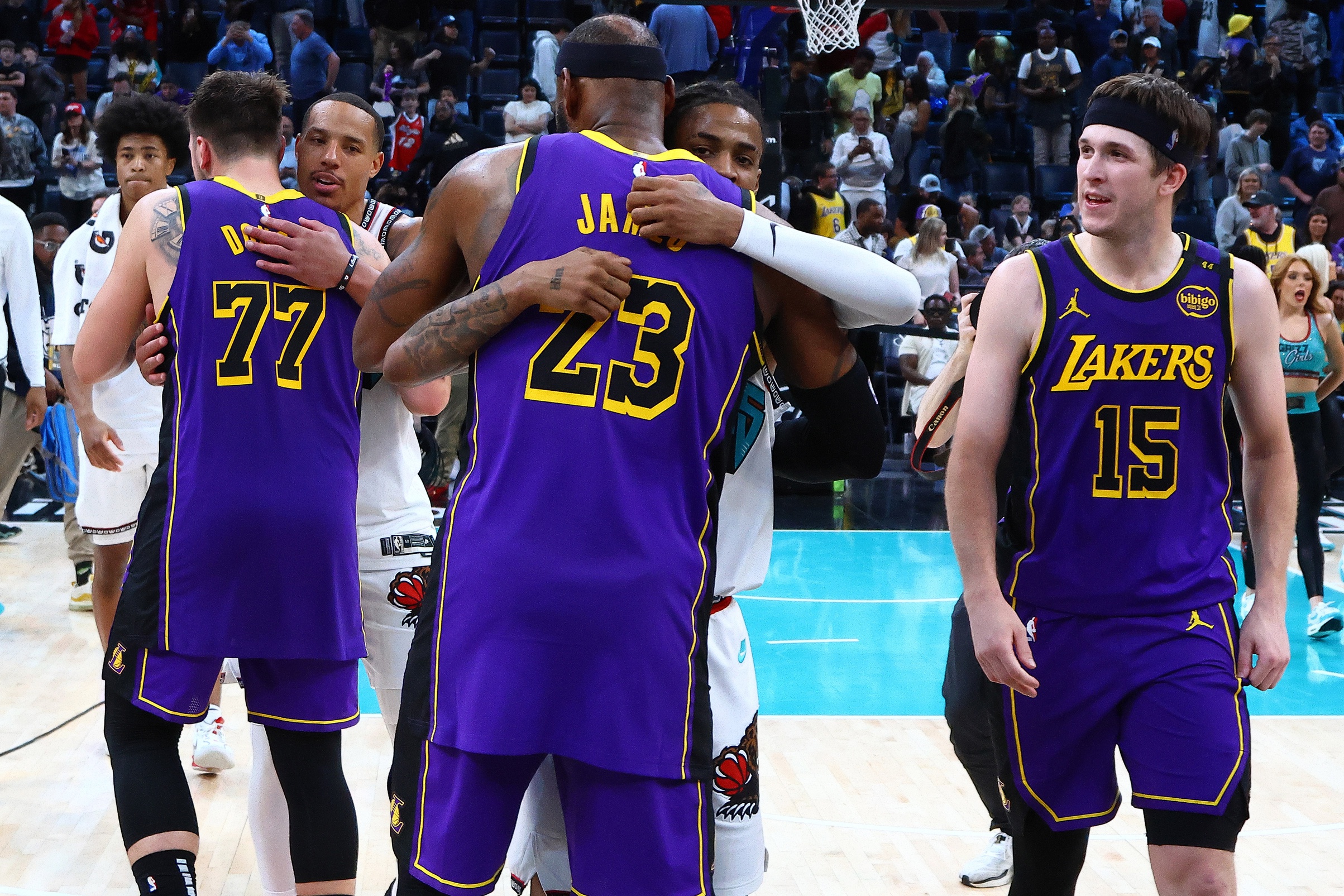 The Los Angeles Lakers will host the Houston Rockets on March 31, 2025, at Crypto.com Arena in Los Angeles, California. Both teams are vying for playoff positioning in the Western Conference, making this matchup crucial for their postseason aspirations. Houston vs Los Angeles Lakers AI Prediction: Free NBA Betting Insights for Mar 31. Credit USA TODAY/IMAGN