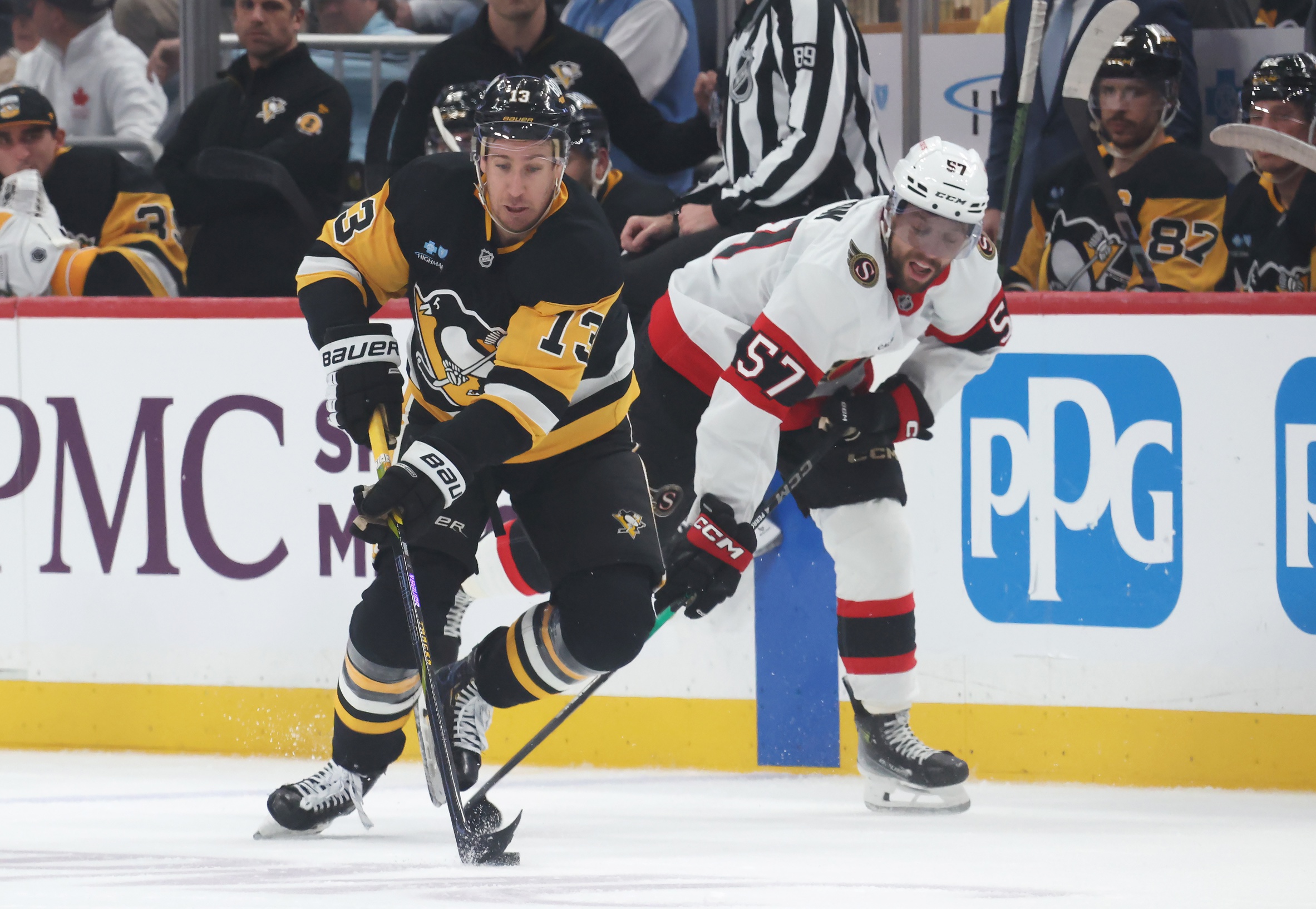 The Pittsburgh Penguins will face the St. Louis Blues on April 3, 2025, at the Enterprise Center in St. Louis, Missouri. This inter-conference matchup features two teams with contrasting trajectories as the regular season nears its conclusion. Pittsburgh vs St. Louis AI Prediction: Free NHL Betting Insights for Apr 03. Credit USA TODAY/IMAGN
