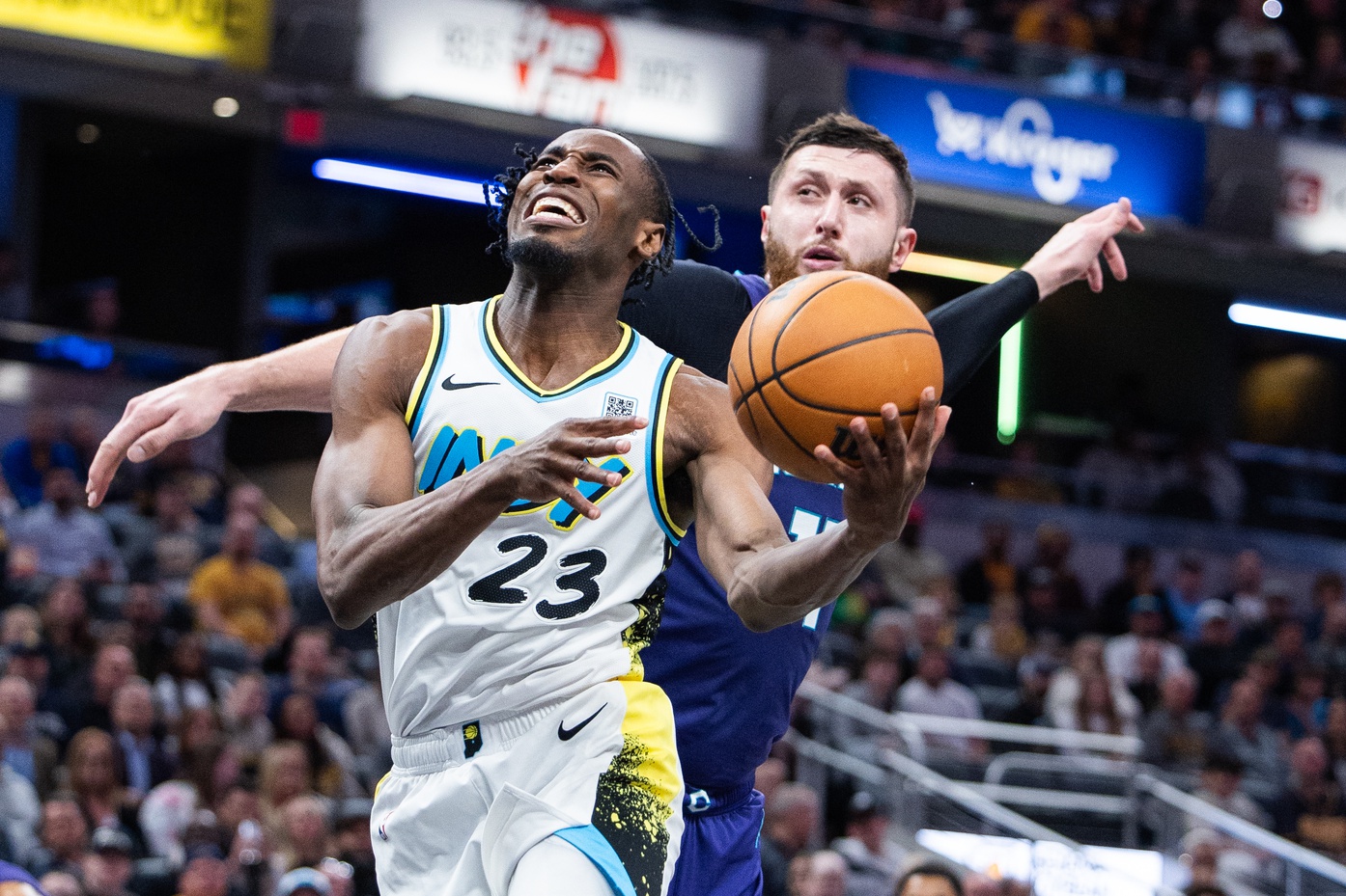 The Utah Jazz will face the Indiana Pacers on April 4, 2025, at Gainbridge Fieldhouse. The Pacers, with a 44-31 record, aim to solidify their playoff position, while the Jazz, at 16-60, seek to snap a six-game losing streak. ￼ Utah vs Indiana AI Prediction: Free NBA Betting Insights for Apr 04. Credit USA TODAY/IMAGN