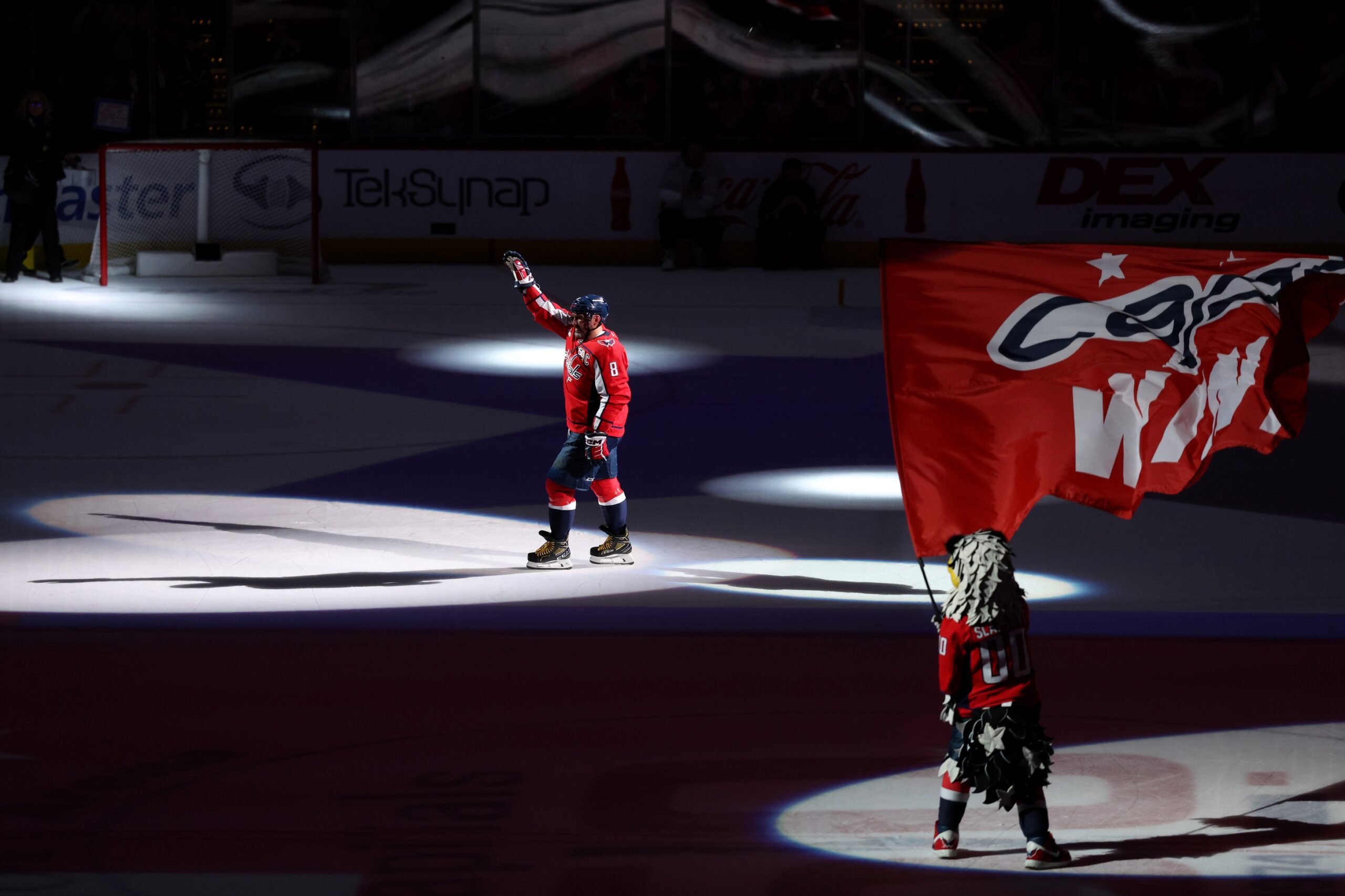 The Washington Capitals will face the New York on April 6, 2025, at UBS Arena, with the game scheduled to start at 12:30 p.m. ET. This matchup is particularly notable as Capitals’ captain Alex Ovechkin is poised to break Wayne Gretzky’s all-time goal-scoring record, having tied it with his 894th goal in his previous game. Washington vs New York AI Prediction: Free NHL Betting Insights for Apr 06. Credit USA TODAY/IMAGN