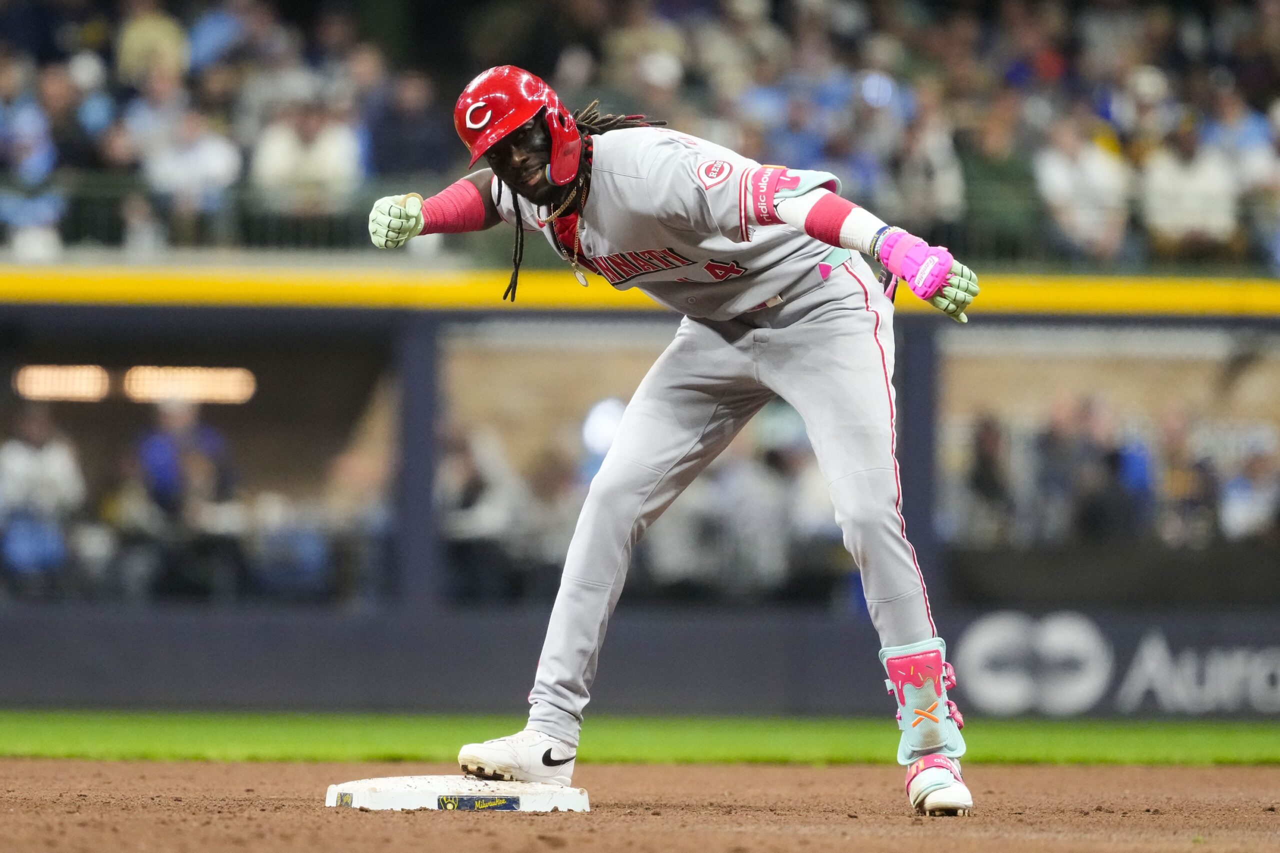 On April 6, 2025, the Cincinnati Reds will conclude their series against the Milwaukee Brewers at American Family Field in Milwaukee. Both teams aim to improve their early-season records, with the Reds seeking consistency and the Brewers looking to build on their recent successes. Cincinnati vs Milwaukee AI Prediction: Free MLB Betting Insights for Apr 06. Credit USA TODAY/IMAGN