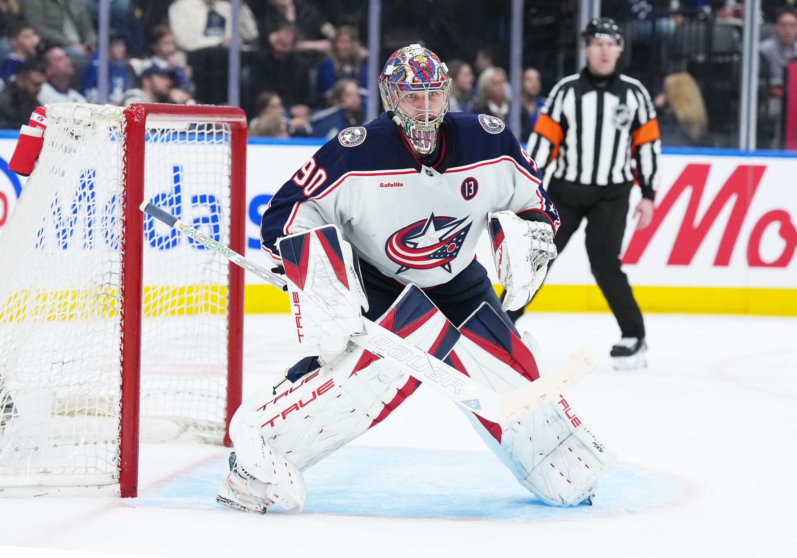 The Ottawa Senators will host the Columbus Blue Jackets on April 6, 2025, at the Canadian Tire Centre. Both teams are vying for playoff positions, making this matchup crucial for their postseason aspirations. Columbus vs Ottawa AI Prediction: Free NHL Betting Insights for Apr 06. Credit USA TODAY/IMAGN