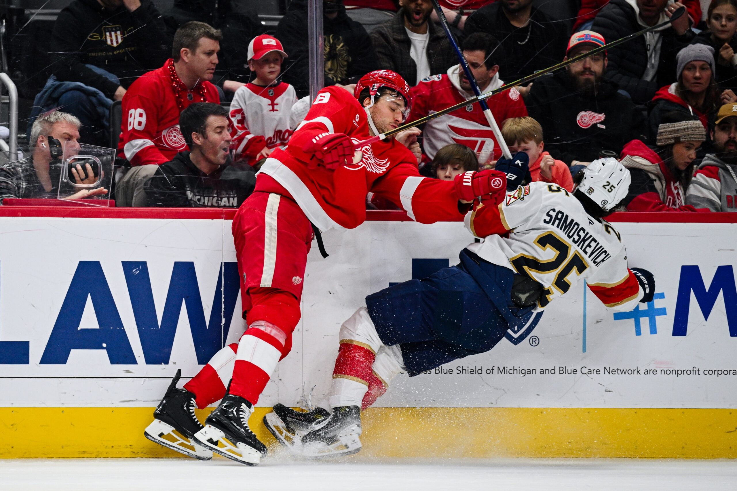 On April 8, 2025, the Detroit Red Wings will face off against the Montreal Canadiens at the Bell Centre in Montreal. Both teams are vying for playoff positions in the Atlantic Division, making this a crucial matchup. Detroit vs Montreal AI Prediction: Free NHL Betting Insights for Apr 08. Credit USA TODAY/IMAGN