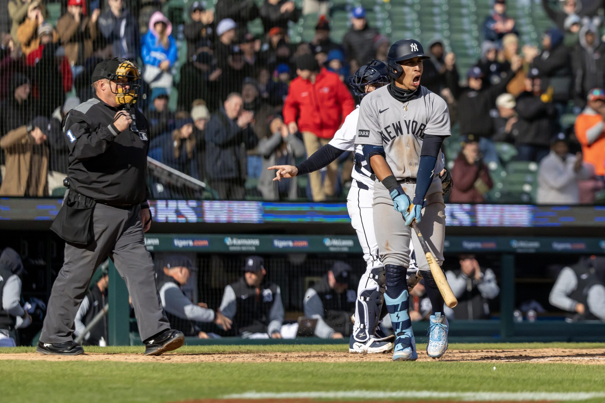 The New York Yankees will face the Detroit Tigers on April 8, 2025, at Comerica Park in Detroit, Michigan. Both teams aim to secure a victory to bolster their standings early in the season. New York Yankees vs Detroit AI Prediction: Free MLB Betting Insights for Apr 08. Credit USA TODAY/IMAGN