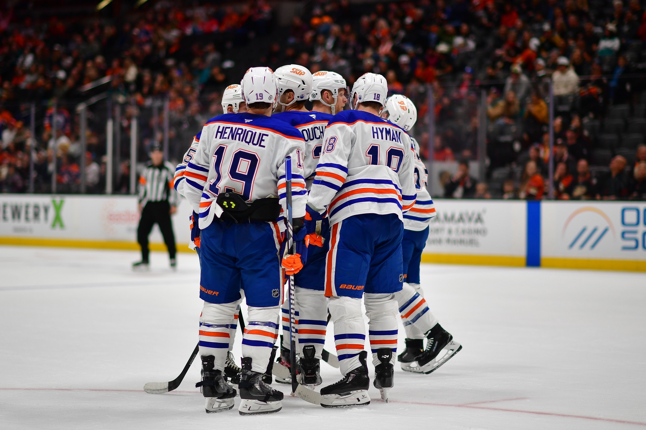 The St. Louis Blues will face the Edmonton Oilers on April 9, 2025, at Rogers Place in Edmonton, Alberta. This Western Conference matchup features the Oilers, who are aiming to solidify their playoff positioning, against the Blues, who are striving to keep their postseason hopes alive. St. Louis vs Edmonton AI Prediction: Free NHL Betting Insights for Apr 09. Credit USA TODAY/IMAGN