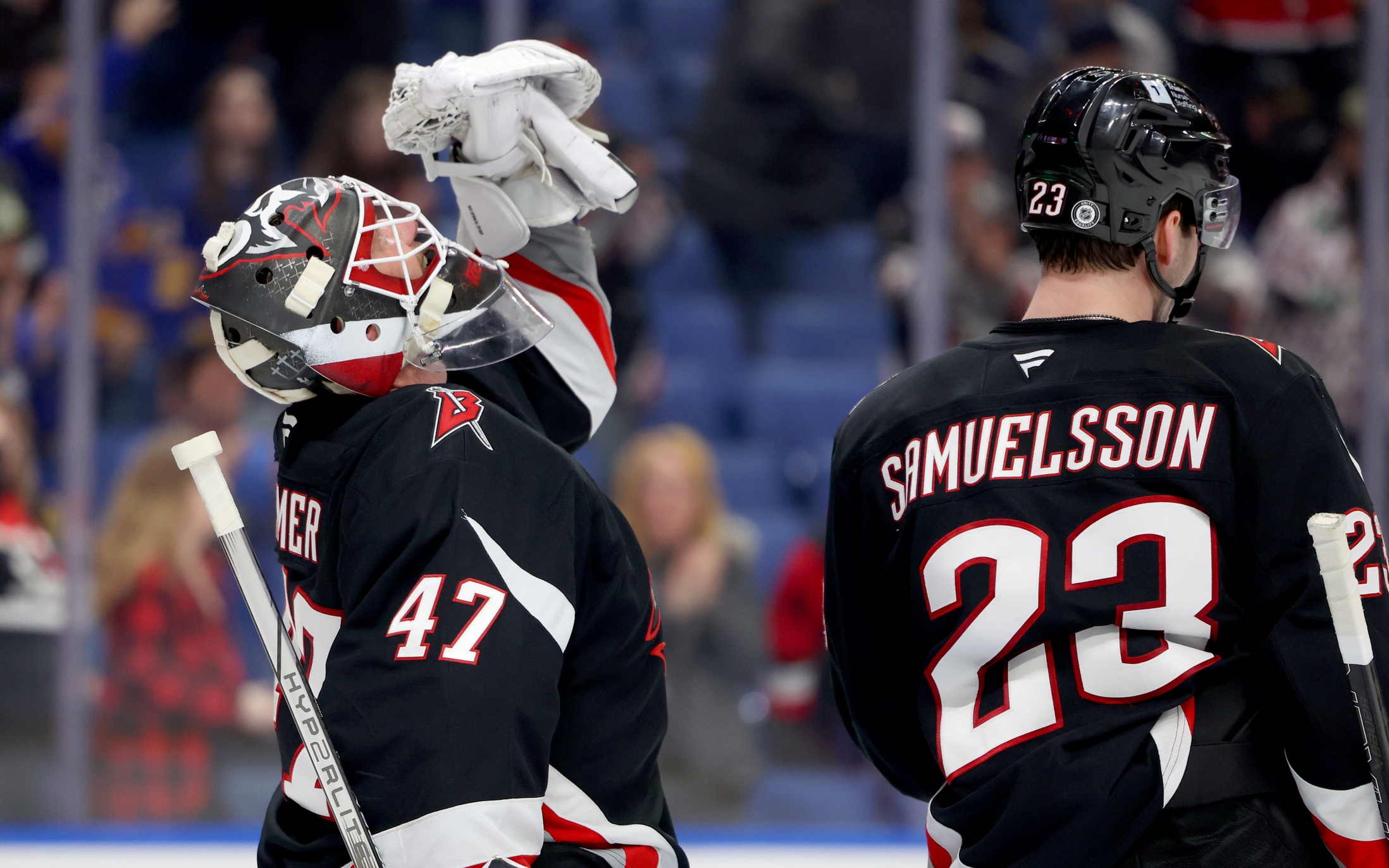 On April 10, 2025, the Buffalo Sabres will face the Columbus Blue Jackets at Nationwide Arena in Columbus, Ohio. Both teams have encountered challenges this season, with Columbus holding a 25-47-10 record and Buffalo at 29-41-2, making this matchup significant for both sides. Buffalo vs Columbus AI Prediction: Free NHL Betting Insights for Apr 10. Credit USA TODAY/IMAGN