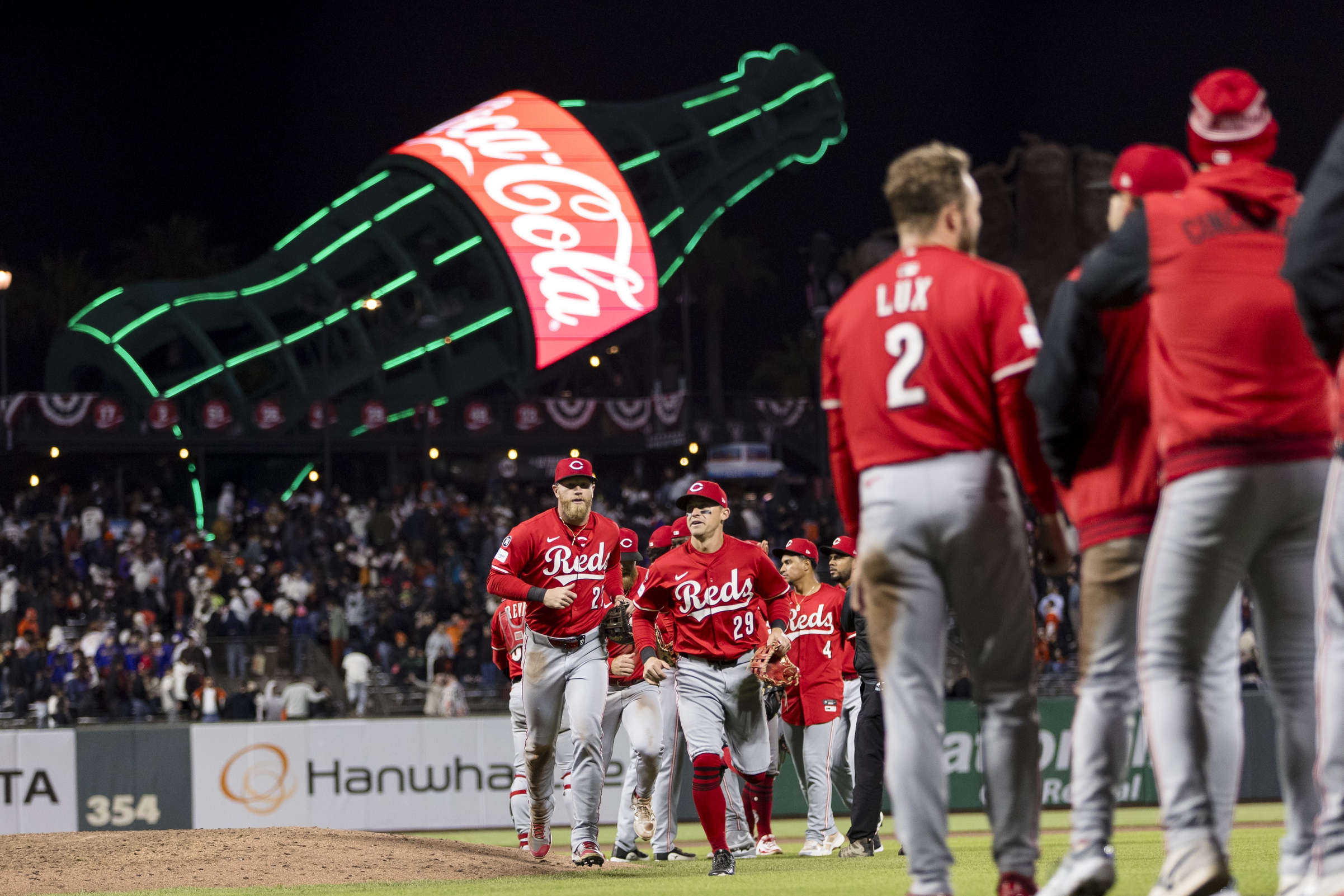 On April 9, 2025, the Cincinnati Reds will face the San Francisco Giants at Oracle Park in San Francisco, California, concluding their three-game series. The Giants, boasting an impressive 8-1 record, aim to continue their dominance, while the Reds, at 3-7, seek to reverse their early-season struggles. Cincinnati vs San Francisco AI Prediction: Free MLB Betting Insights for Apr 09. Credit USA TODAY/IMAGN
