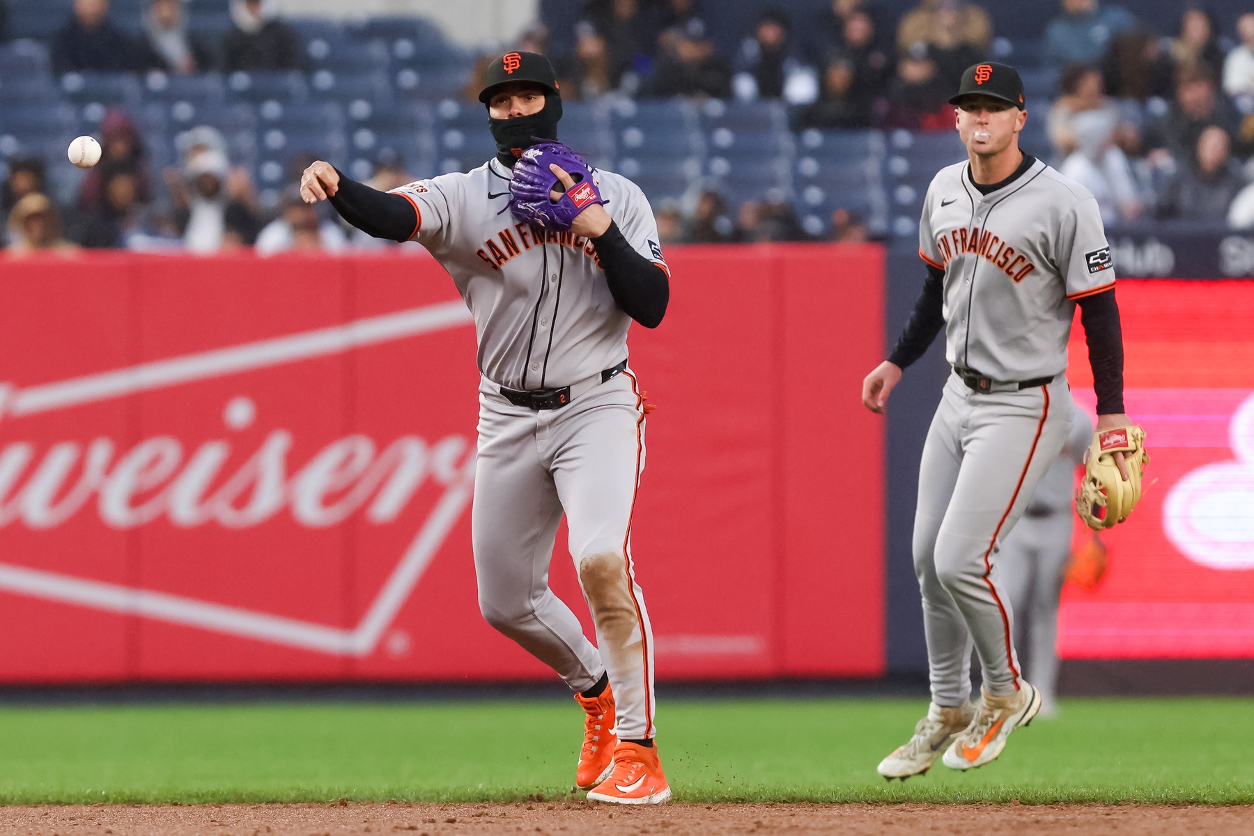 The San Francisco Giants (10–4) and the New York Yankees (8–6) conclude their three-game series at Yankee Stadium on Sunday, April 13, 2025, with first pitch scheduled for 1:35 p.m. ET. The Giants aim to secure a series win, while the Yankees look to bounce back after a loss in the opener. San Francisco vs New York Yankees AI Prediction: Free MLB Betting Insights for Apr 13. Credit USA TODAY/IMAGN