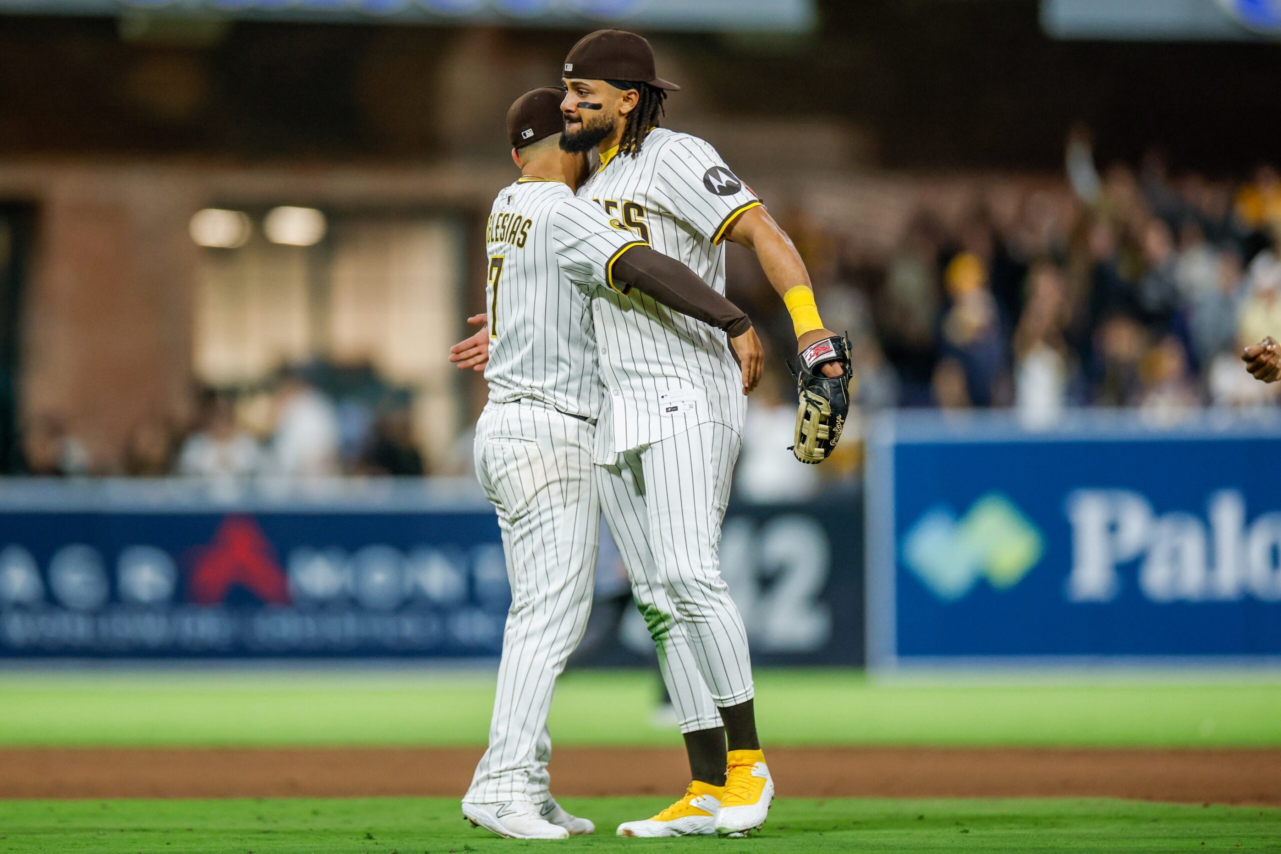 The San Diego Padres (11–3) host the Colorado Rockies (3–10) at Petco Park on Sunday, April 13, 2025, at 4:10 p.m. ET, concluding their three-game series. The Padres aim to complete a sweep, while the Rockies seek to avoid their fourth consecutive loss. Colorado vs San Diego AI Prediction: Free MLB Betting Insights for Apr 13. Credit USA TODAY/IMAGN