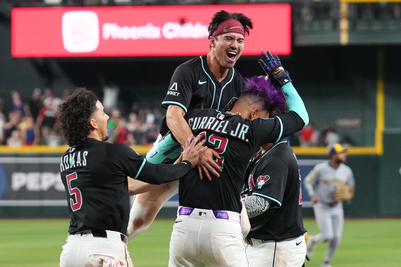 The Milwaukee Brewers (8–6) face the Arizona Diamondbacks (7–7) at Chase Field on Sunday, April 13, 2025, at 4:10 p.m. ET, concluding their three-game series. Both teams aim to secure the series win and build momentum early in the season. Milwaukee vs Arizona AI Prediction: Free MLB Betting Insights for Apr 13. Credit USA TODAY/IMAGN