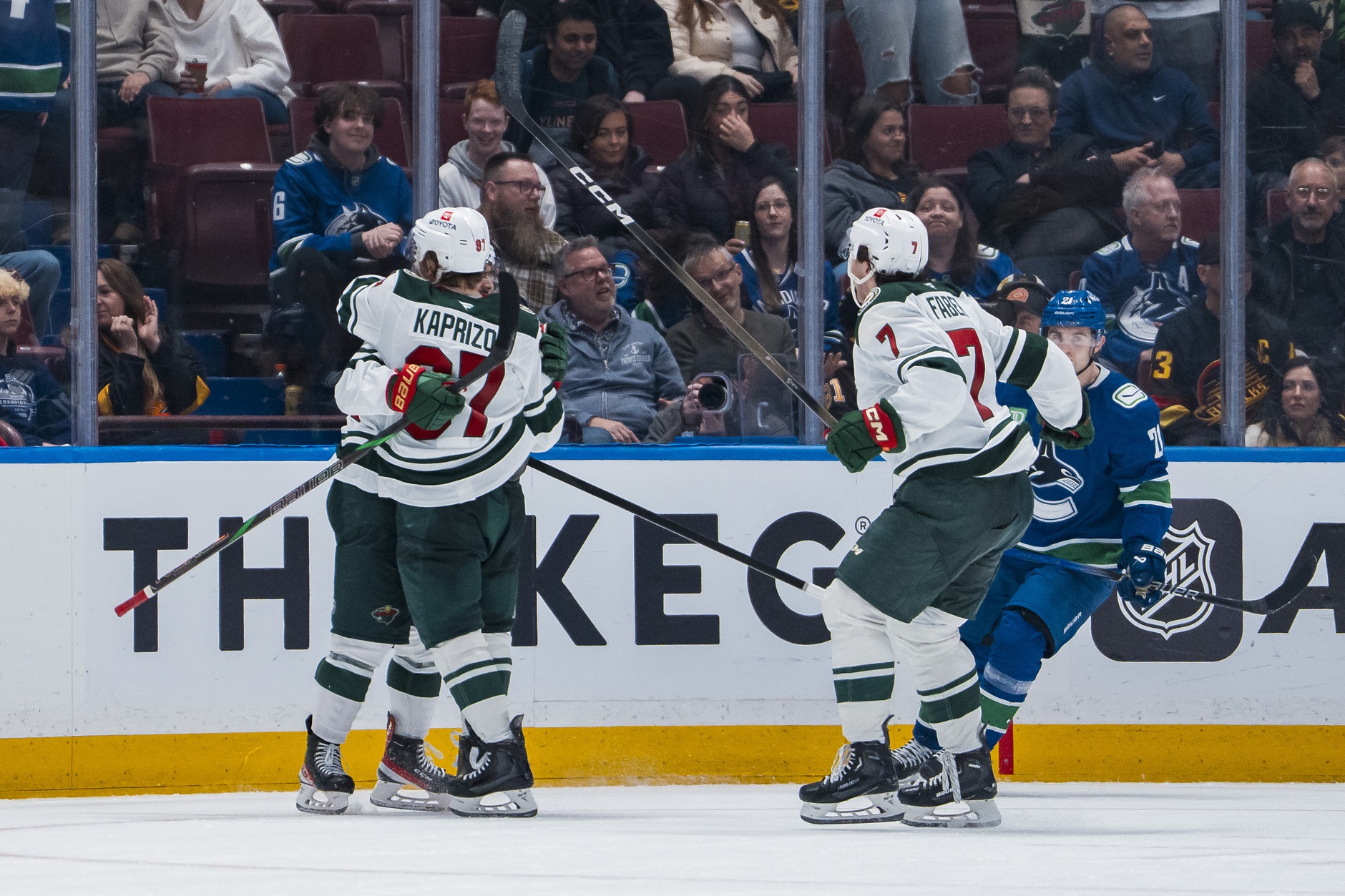 The Anaheim Ducks travel to Xcel Energy Center to face the Minnesota Wild on April 15, 2025, in a matchup featuring two teams with contrasting trajectories. The Wild aim to solidify their playoff positioning, while the Ducks look to play spoiler and end their season on a high note. Anaheim vs Minnesota AI Prediction: Free NHL Betting Insights for Apr 15. Credit USA TODAY/IMAGN