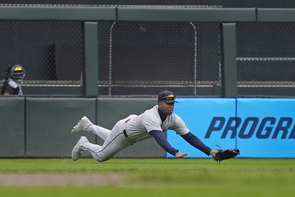 The Detroit Tigers (9–6) travel to Milwaukee to face the Brewers (8–8) on Monday, April 14, 2025, at American Family Field. This interleague matchup features two teams looking to gain momentum in their respective divisions. Detroit vs Milwaukee AI Prediction: Free MLB Betting Insights for Apr 14. Credit USA TODAY/IMAGN