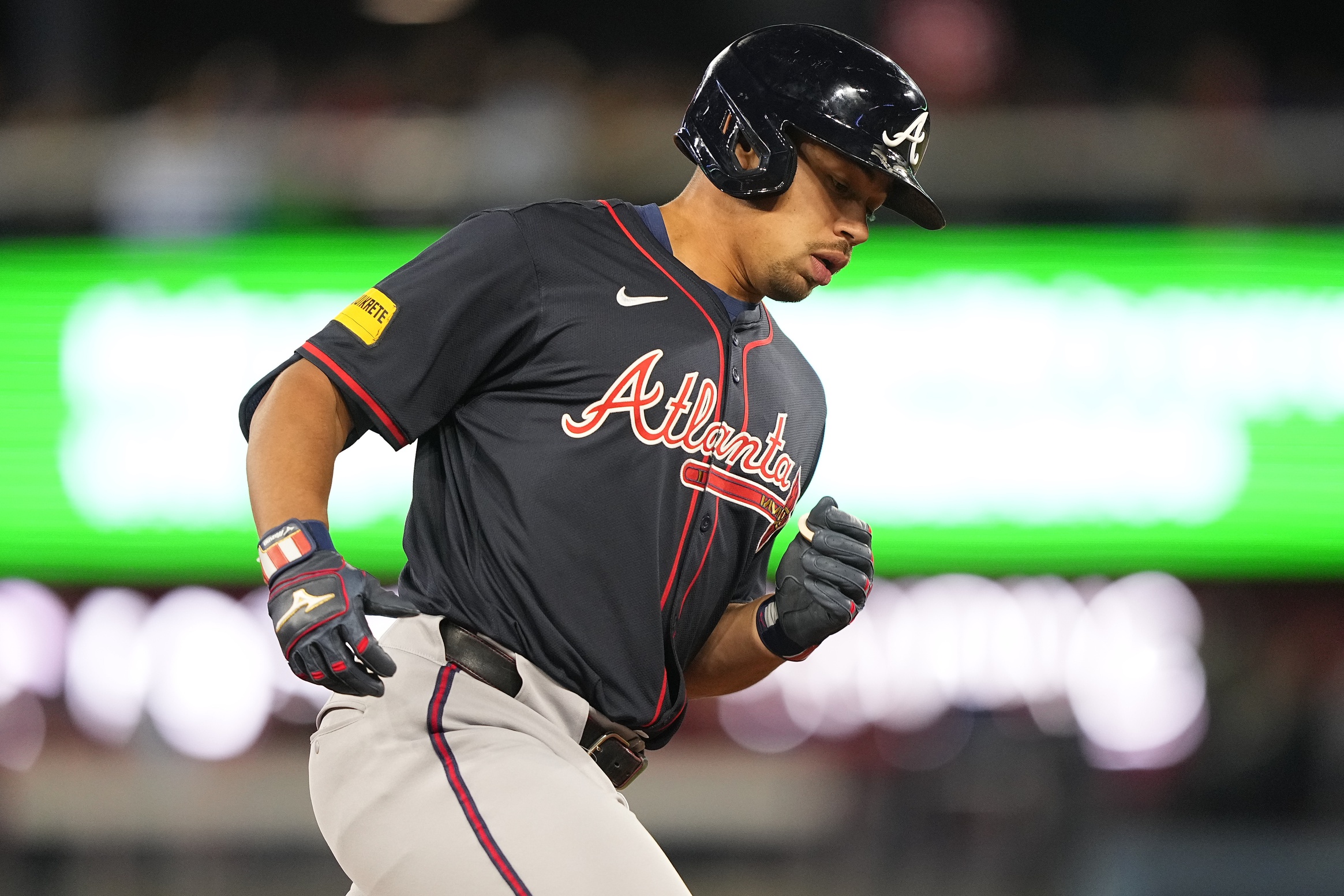 The Minnesota Twins (7–12) travel to Truist Park to begin a three-game series against the Atlanta Braves (5–13) on Friday night. First pitch is scheduled for 7:15 p.m. ET, featuring a pitching matchup between Chris Paddack (0–2, 9.49 ERA) for the Twins and Bryce Elder (0–1, 7.20 ERA) for the Braves. Minnesota vs Atlanta AI Prediction: Free MLB Betting Insights for Apr 18. Credit USA TODAY/IMAGN