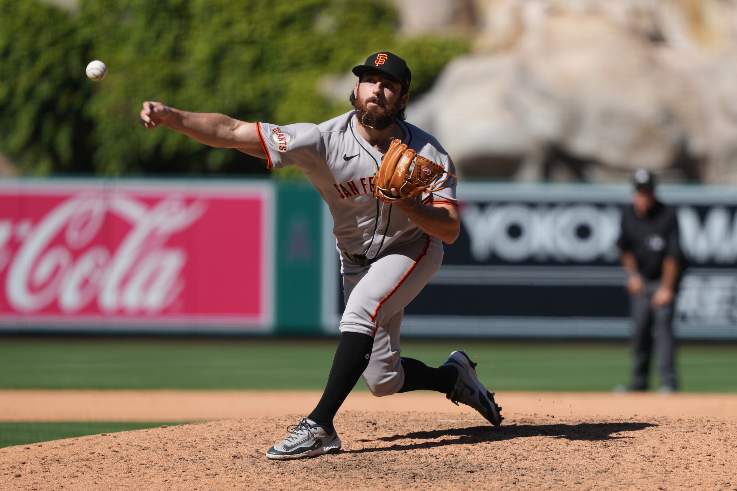 The Milwaukee Brewers (12–10) head to Oracle Park to face the San Francisco Giants (14–8) on April 21, 2025, in a pivotal National League matchup. The game is scheduled to start at 9:45 p.m. ET. Milwaukee vs San Francisco AI Prediction: Free MLB Betting Insights for Apr 21. Credit USA TODAY/IMAGN