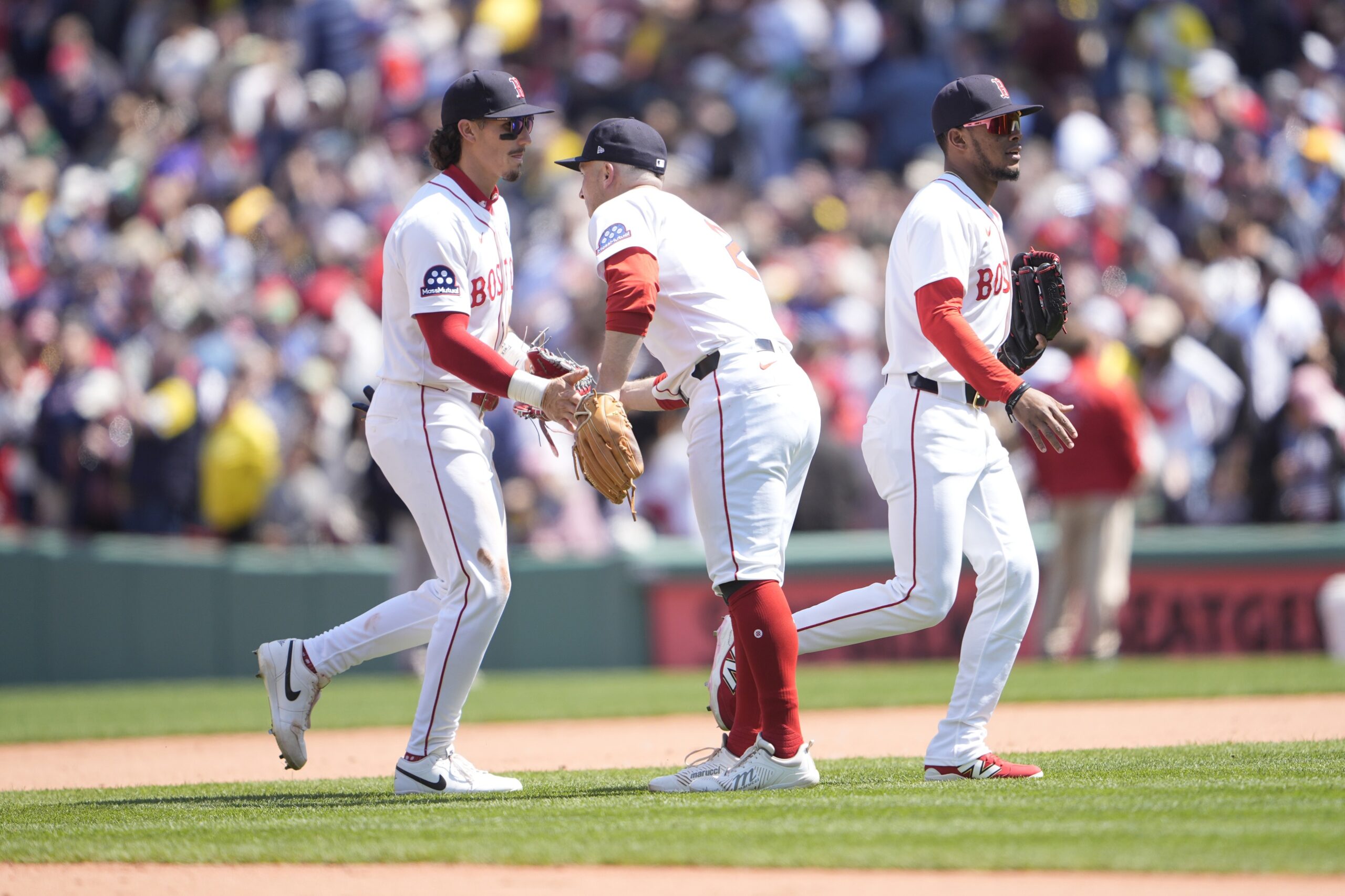 The Seattle Mariners (12–10) and Boston Red Sox (12–11) open a three-game series at Fenway Park on April 22, 2025, with first pitch scheduled for 6:45 PM ET. Seattle’s Bryce Miller (2–1, 3.86 ERA) will face Boston’s Brayan Bello (1–2, 4.50 ERA) in a matchup of promising young right-handers. Seattle vs Boston AI Prediction: Free MLB Betting Insights for Apr 22. Credit USA TODAY/IMAGN
