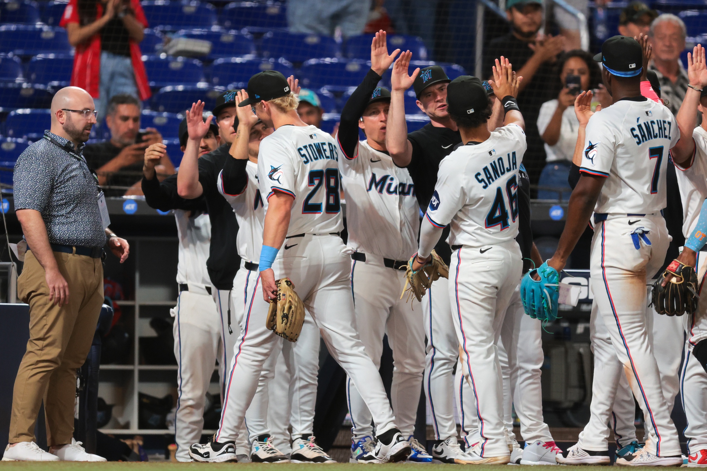 The Cincinnati Reds and Miami Marlins continue their three-game series at loanDepot park on April 22, 2025, with both teams aiming to gain momentum in the early stages of the season. The Reds, currently at 11-12, look to bounce back after a loss in the series opener, while the Marlins, at 10-12, aim to build on their recent victory. Cincinnati vs Miami AI Prediction: Free MLB Betting Insights for Apr 22. Credit USA TODAY/IMAGN