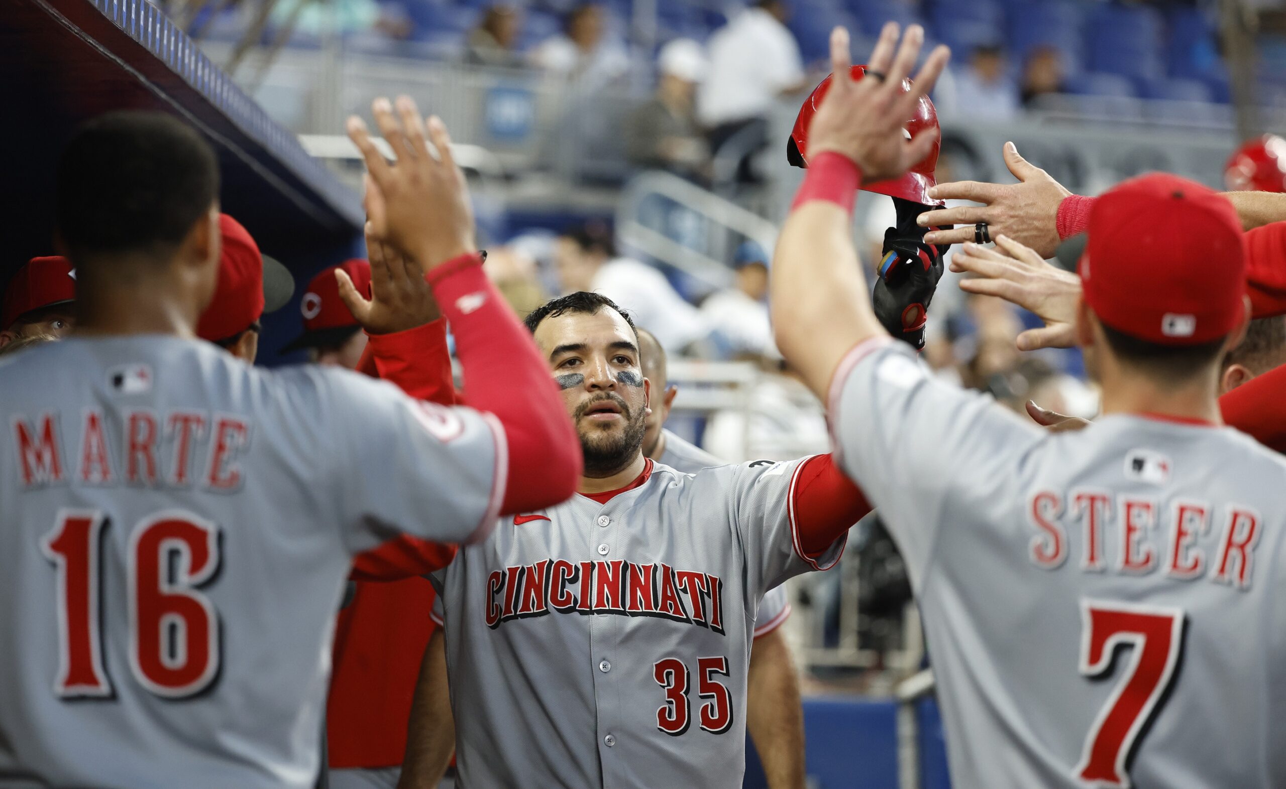 The Cincinnati Reds (11–13) and Miami Marlins (11–12) wrap up their three-game series at loanDepot Park on April 23, 2025, with first pitch at 1:10 PM ET. Both teams are looking to gain momentum in their respective divisions, making this matchup crucial for early-season positioning. Cincinnati vs Miami AI Prediction: Free MLB Betting Insights for Apr 23. Credit USA TODAY/IMAGN