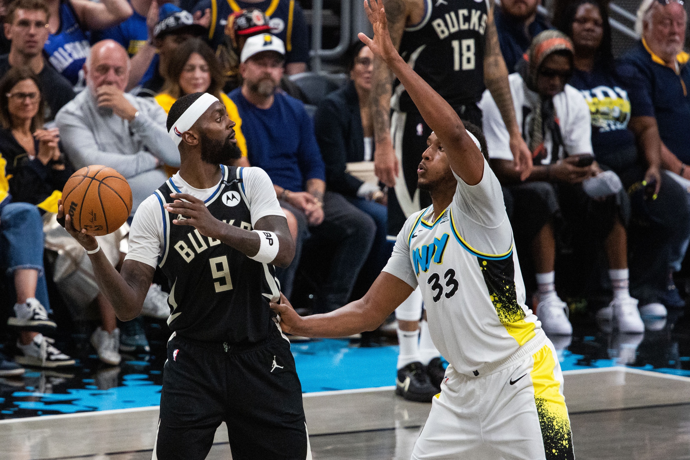The Indiana Pacers and Milwaukee Bucks will face off in Game 3 of their first-round playoff series on April 25, 2025, at Fiserv Forum in Milwaukee. The Pacers currently lead the series 2-0, having secured victories in the first two games at home. Indiana vs Milwaukee AI Prediction: Free NBA Betting Insights for Apr 25. Credit USA TODAY/IMAGN