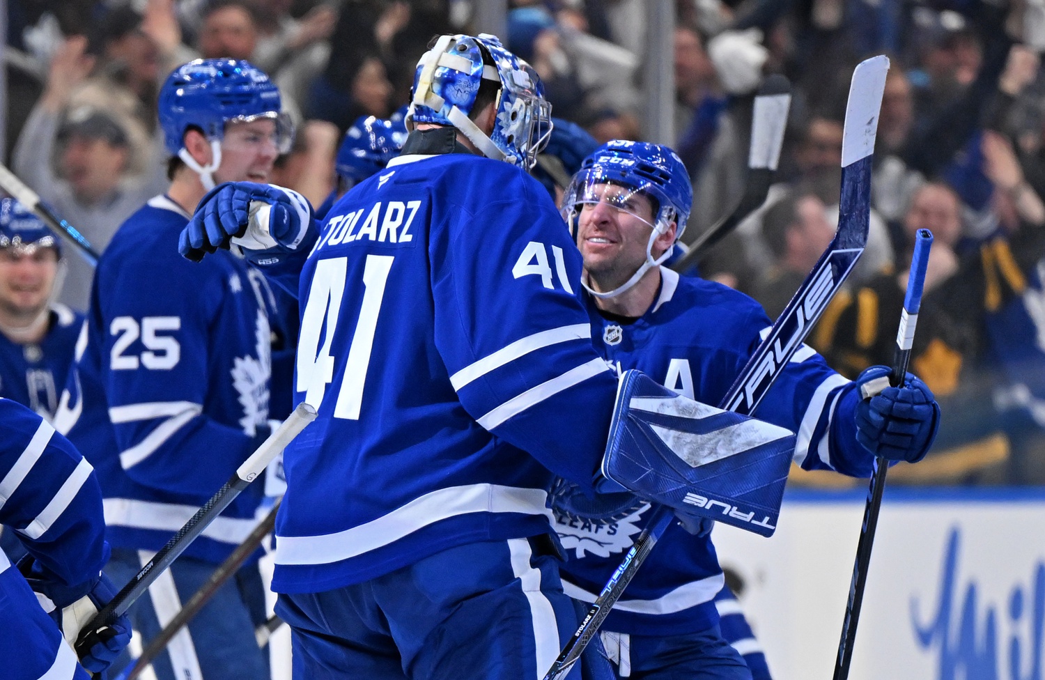 The Toronto Maple Leafs and Ottawa Senators face off in Game 3 of their first-round Stanley Cup Playoff series on April 24, 2025, at the Canadian Tire Centre in Ottawa. The Maple Leafs lead the series 2-0 after a 6-2 victory in Game 1 and a 3-2 overtime win in Game 2, with Max Domi scoring the game-winner. Toronto vs Ottawa AI Prediction: Free NHL Betting Insights for Apr 24. Credit USA TODAY/IMAGN