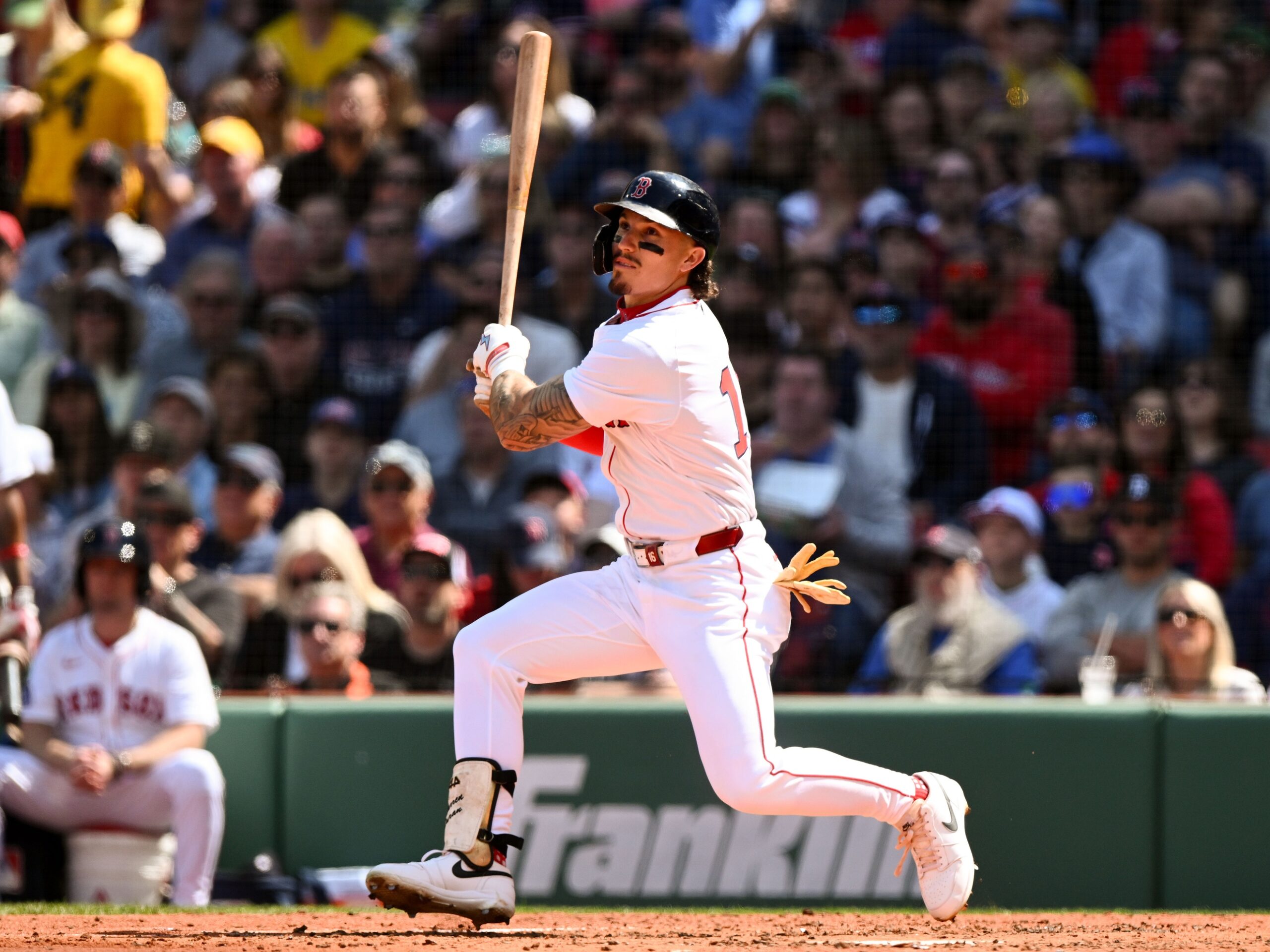 On April 25, 2025, the Boston Red Sox (14–11) will face the Cleveland Guardians (14–10) at Progressive Field, with first pitch scheduled for 7:10 p.m. ET. The Red Sox are slight favorites at -113 on the moneyline, while the Guardians are listed at -106, and the over/under is set at 9 runs. Boston vs Cleveland AI Prediction: Free MLB Betting Insights for Apr 25. Credit USA TODAY/IMAGN
