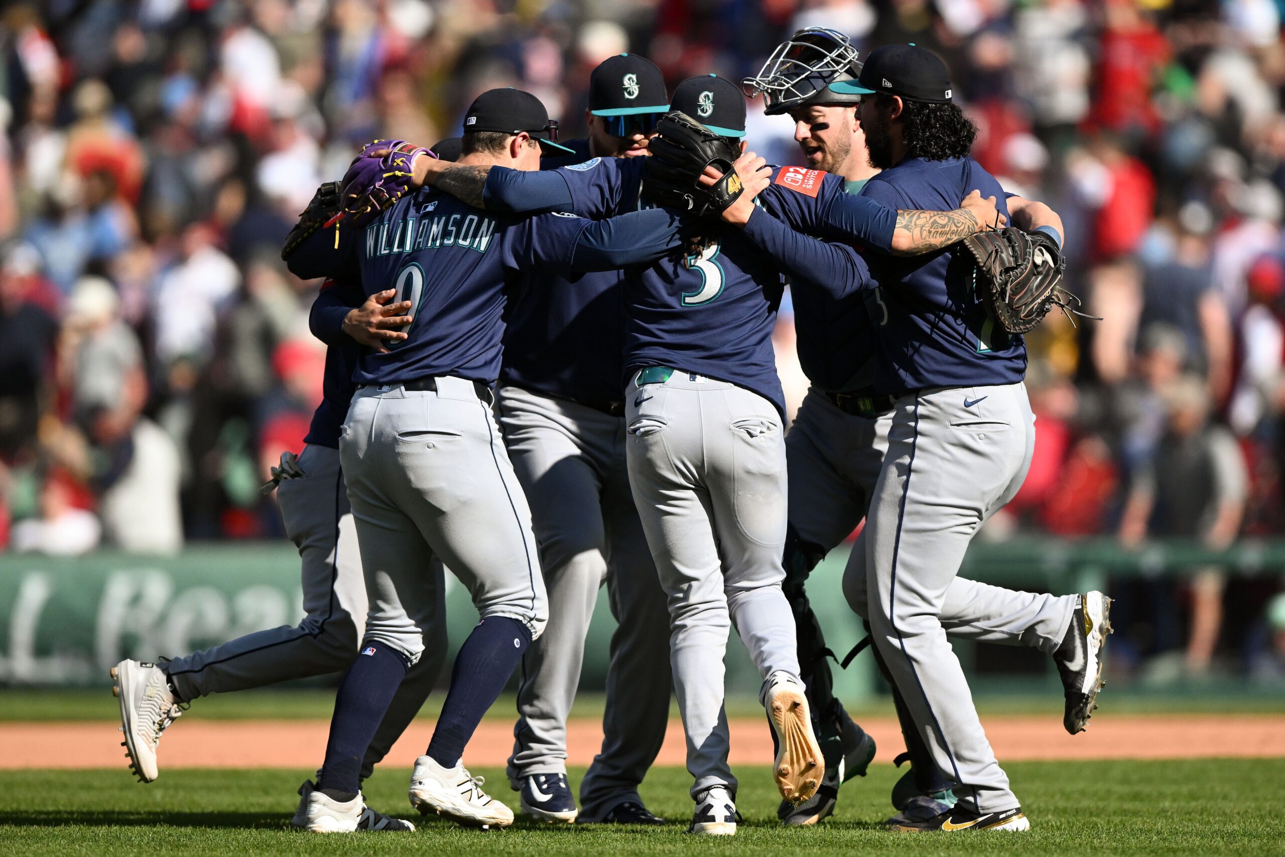 On April 25, 2025, the Miami Marlins (11–13) will face the Seattle Mariners (12–11) at T-Mobile Park, with first pitch scheduled for 9:40 p.m. ET. The Mariners are favored at -267 on the moneyline, while the Marlins are listed at +217, and the over/under is set at 7.5 runs. Miami vs Seattle AI Prediction: Free MLB Betting Insights for Apr 25. Credit USA TODAY/IMAGN