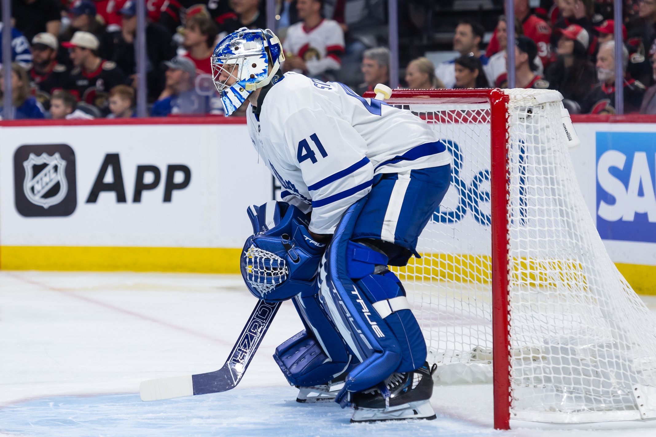The Toronto Maple Leafs aim to complete a first-round sweep of the Ottawa Senators in Game 4 of the 2025 Stanley Cup Playoffs on April 26 at Canadian Tire Centre. Toronto leads the series 3-0, having secured a 3-2 overtime victory in Game 3. Toronto vs Ottawa AI Prediction: Free NHL Betting Insights for Apr 26. Credit USA TODAY/IMAGN
