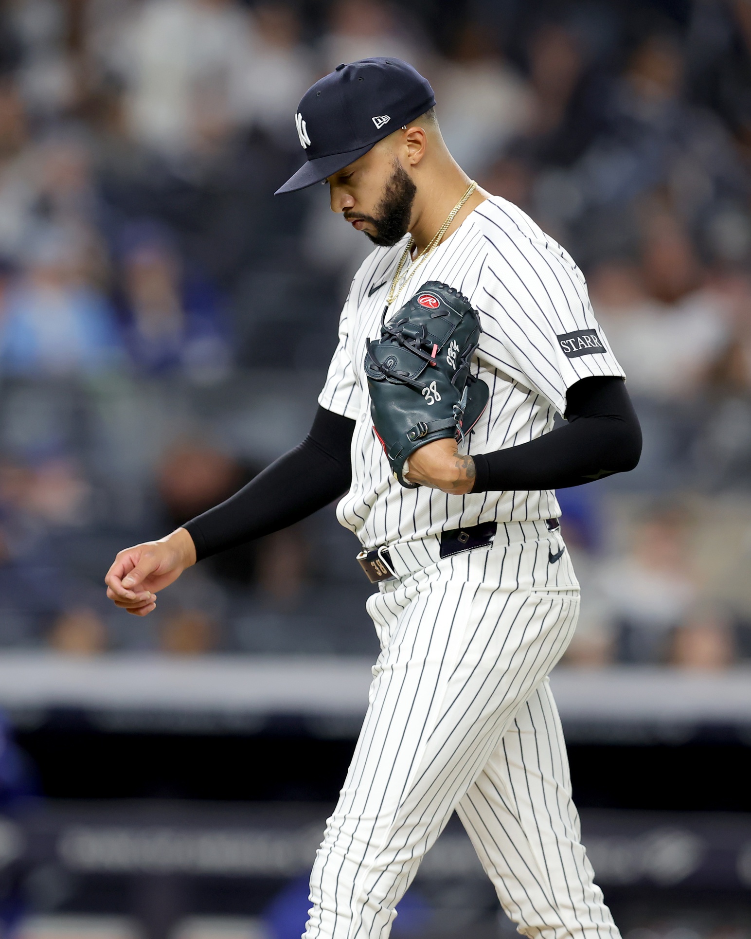 The Toronto Blue Jays and New York Yankees are set to play a doubleheader on Sunday, April 27, 2025, at Yankee Stadium, following a rainout on Saturday. The first game is scheduled for 1:35 PM ET, with the second game commencing approximately 30 minutes after the conclusion of the first. Toronto vs New York Yankees AI Prediction: Free MLB Betting Insights for Apr 27. Credit USA TODAY/IMAGN