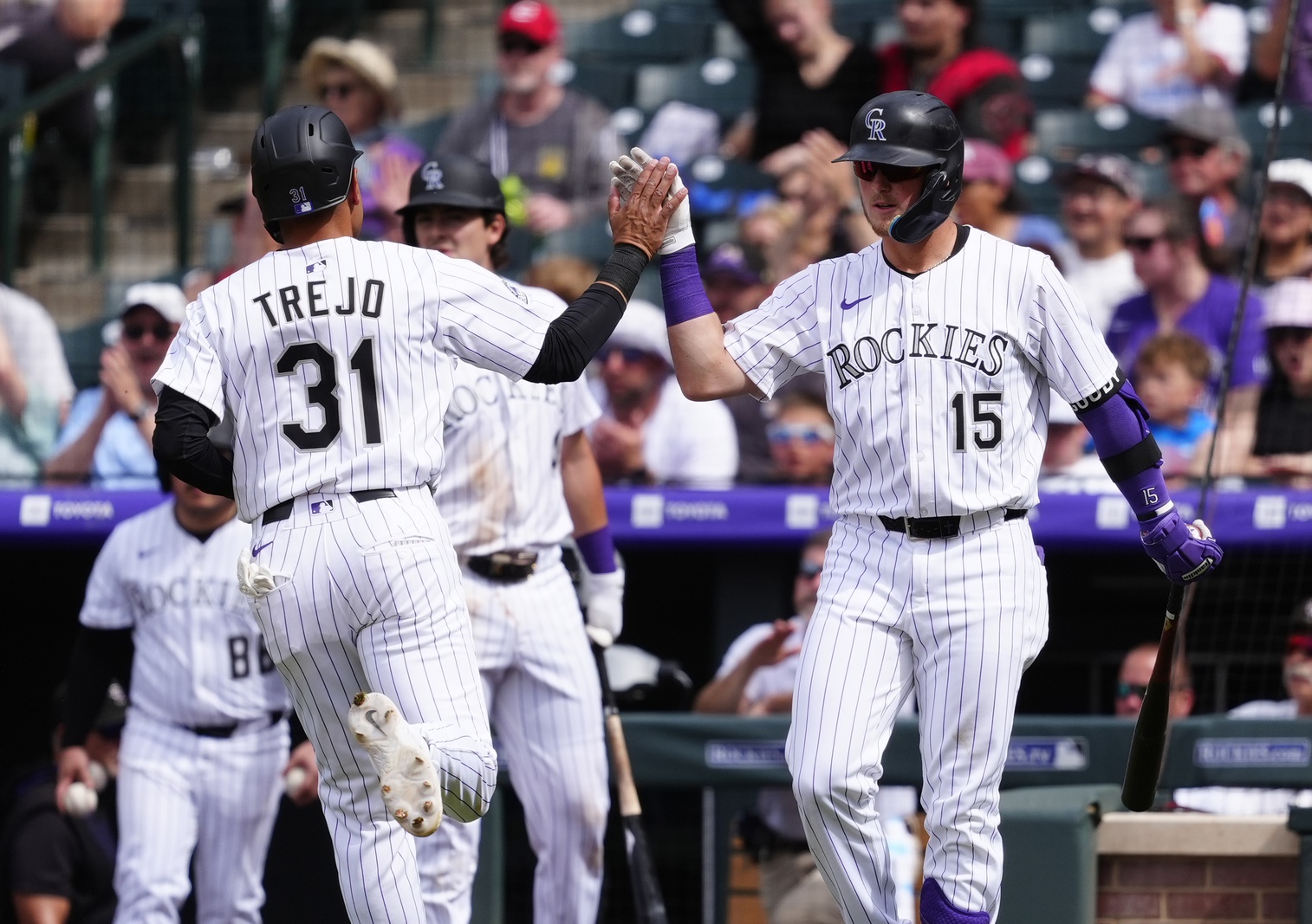 The Atlanta Braves (12–15) travel to Coors Field to face the Colorado Rockies (4–23) on Monday, April 28, 2025. Both teams aim to gain momentum in the National League, with the Braves seeking to improve their road performance and the Rockies looking to capitalize on home-field advantage. Atlanta vs Colorado AI Prediction: Free MLB Betting Insights for Apr 28. Credit USA TODAY/IMAGN