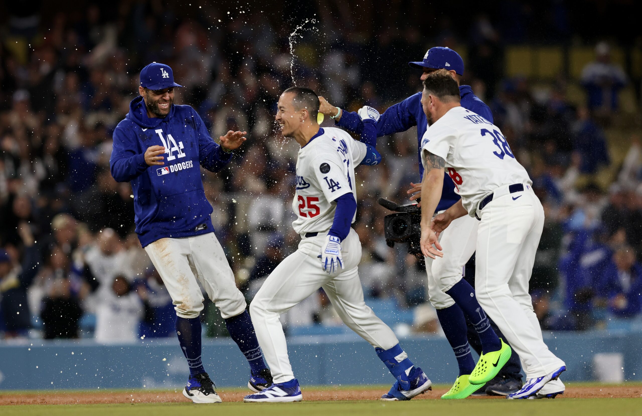 The Miami Marlins will face the Los Angeles Dodgers at Dodger Stadium on April 29, 2025, at 7:10 PM PDT. The Dodgers, with a 19-10 record, are looking to capitalize on their strong home performance against the Marlins, who are aiming to improve their 12-16 record. Miami vs Los Angeles Dodgers AI Prediction: Free MLB Betting Insights for Apr 29. Credit USA TODAY/IMAGN