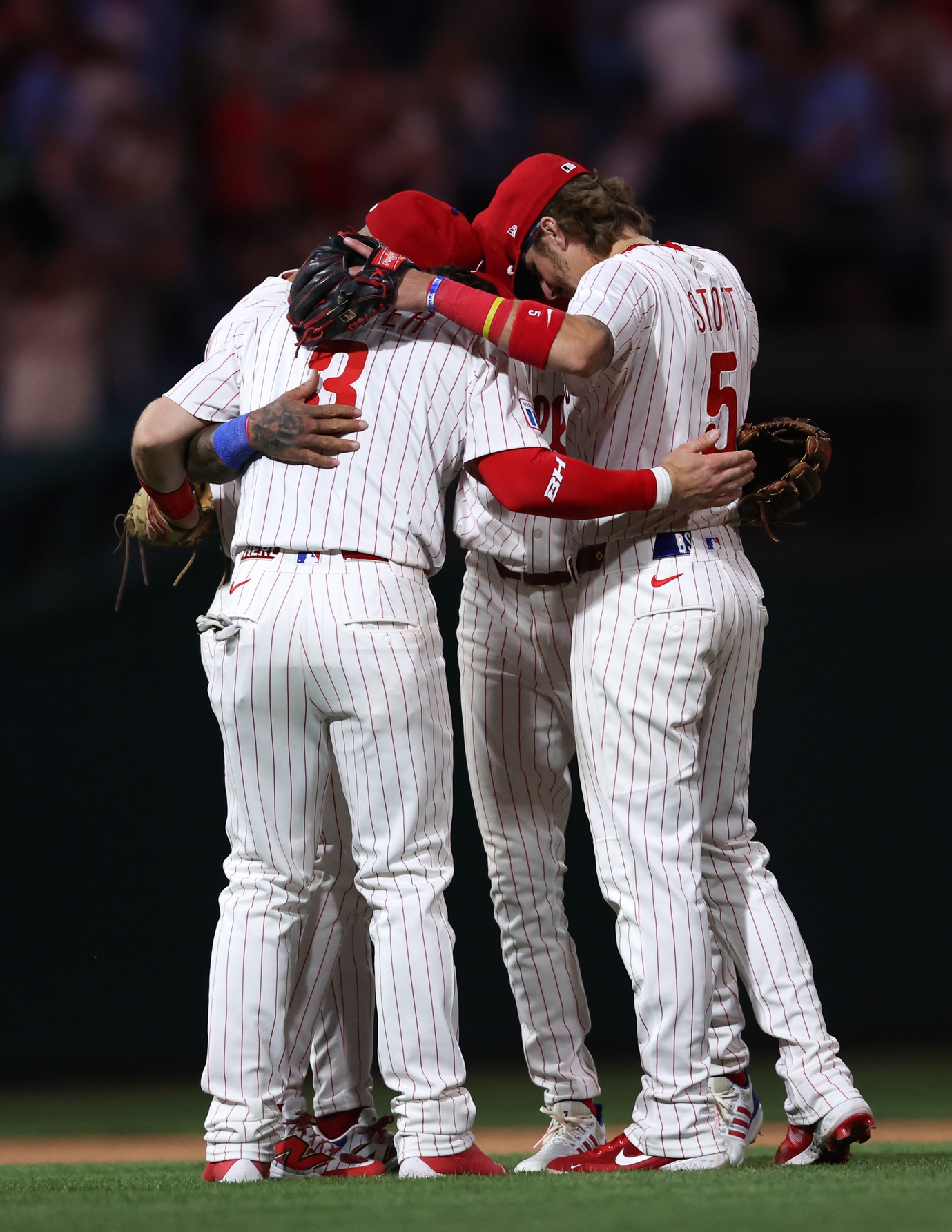 The Philadelphia Phillies (17–13) host the Washington Nationals (13–18) on May 1, 2025, at Citizens Bank Park, aiming to complete a series sweep. The Phillies, riding a four-game winning streak, are favored to continue their dominance against the Nationals. Washington vs Philadelphia AI Prediction: Free MLB Betting Insights for May 01. Credit USA TODAY/IMAGN