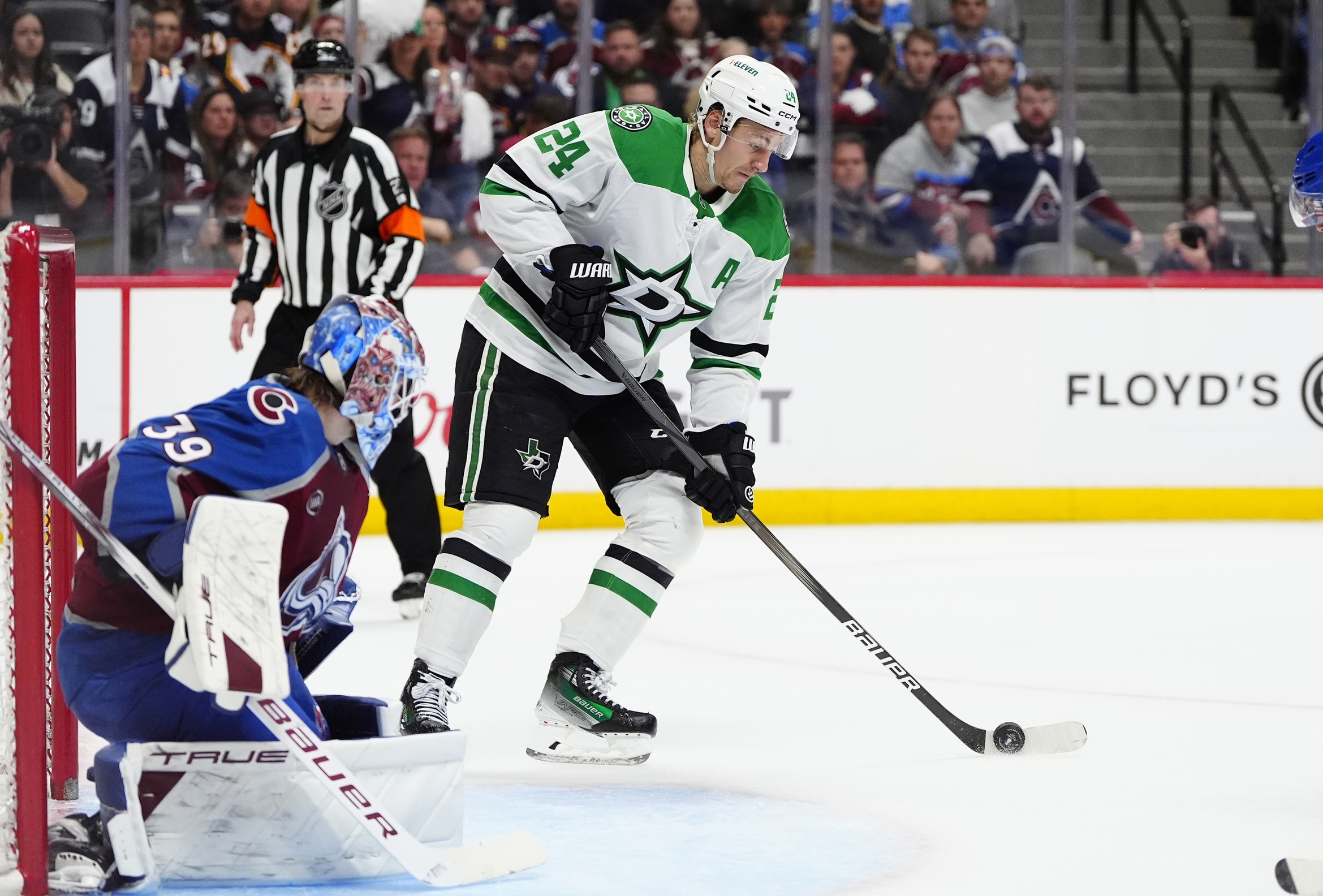 The Colorado Avalanche and Dallas Stars are set to clash in a decisive Game 7 of their Western Conference semifinal series on Saturday, May 3, 2025, at the American Airlines Center in Dallas. With the series tied 3-3, both teams aim to secure a spot in the Western Conference Final, making this matchup a high-stakes battle between two of the NHL’s elite squads. Colorado vs Dallas AI Prediction: Free NHL Betting Insights for May 03. Credit USA TODAY/IMAGN