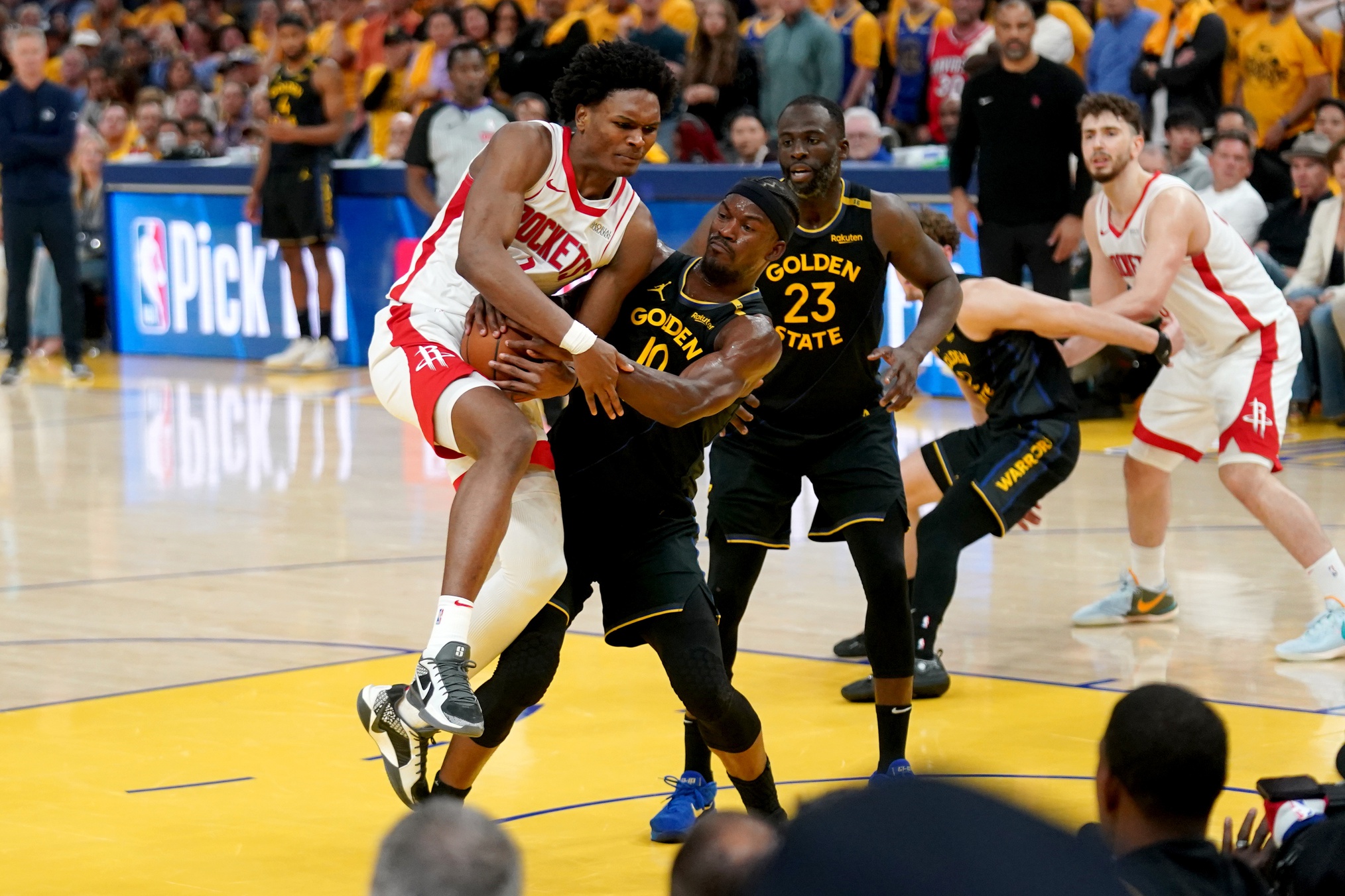 The Golden State Warriors and Houston Rockets will face off in a decisive Game 7 of their first-round playoff series on Sunday, May 4, 2025, at the Toyota Center in Houston. The Warriors, once leading the series 3-1, now confront a resurgent Rockets team that has forced a winner-take-all scenario. Golden State vs Houston AI Prediction: Free NBA Betting Insights for May 04. Credit USA TODAY/IMAGN