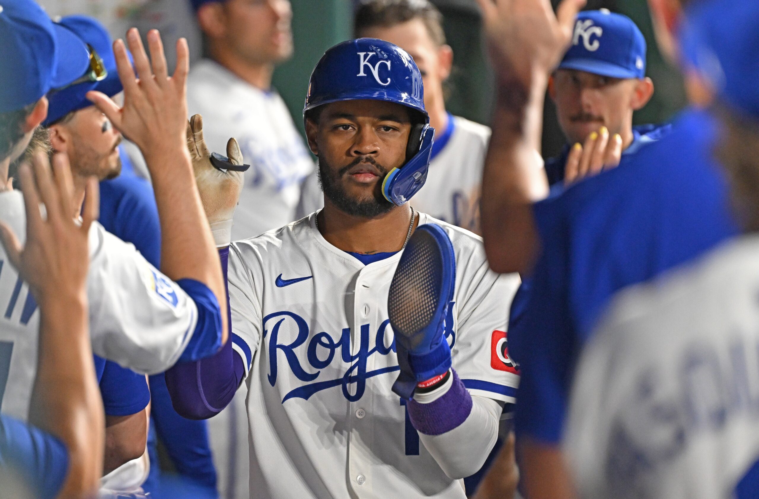 The Chicago White Sox and Kansas City Royals continue their divisional series on Tuesday, May 6, 2025, at Kauffman Stadium. The Royals aim to maintain their strong home performance, while the White Sox seek to rebound from recent struggles. Chicago White Sox vs Kansas City AI Prediction: Free MLB Betting Insights for May 06. Credit USA TODAY/IMAGN