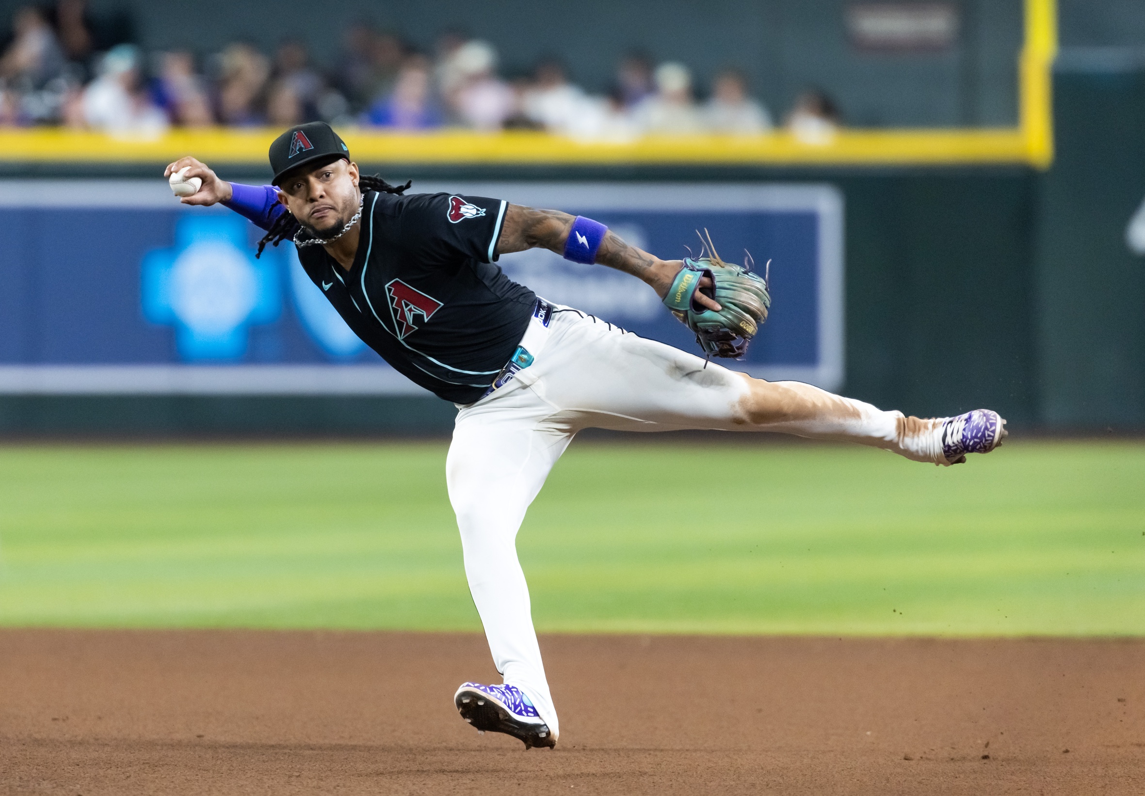 The New York Mets (22–11) visit the Arizona Diamondbacks (17–16) on Tuesday, May 6, 2025, at Chase Field. Both teams are looking to gain momentum in this closely matched National League showdown. New York Mets vs Arizona AI Prediction: Free MLB Betting Insights for May 06. Credit USA TODAY/IMAGN