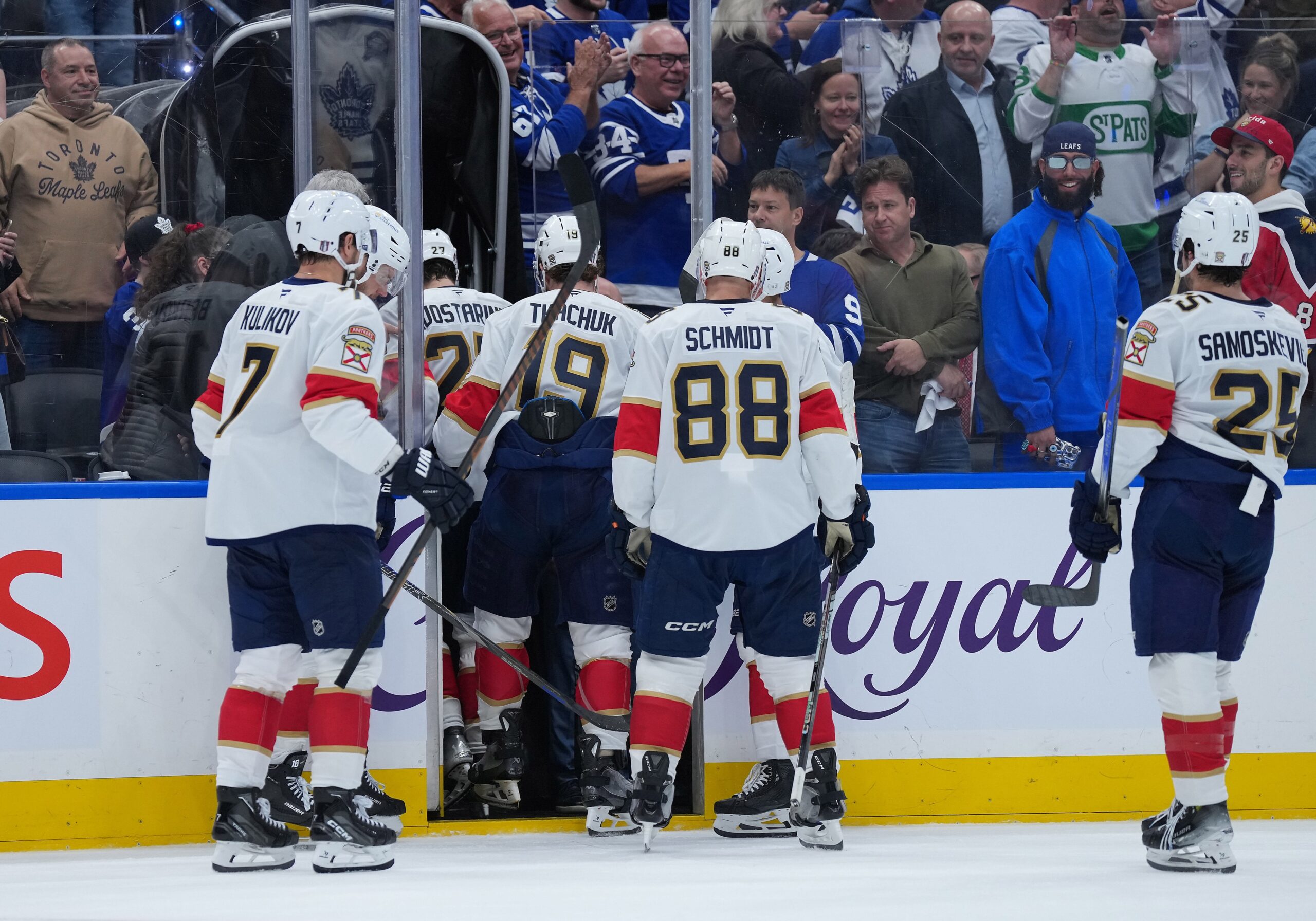 The Toronto Maple Leafs and Florida Panthers face off in Game 3 of their Eastern Conference semifinal series on Friday, May 9, 2025, at Amerant Bank Arena in Sunrise, Florida. Toronto leads the best-of-seven series 2–0 after securing a narrow 4–3 victory in Game 2, despite losing starting goaltender Anthony Stolarz to injury. Toronto vs Florida AI Prediction: Free NHL Betting Insights for May 09. Credit USA TODAY/IMAGN
