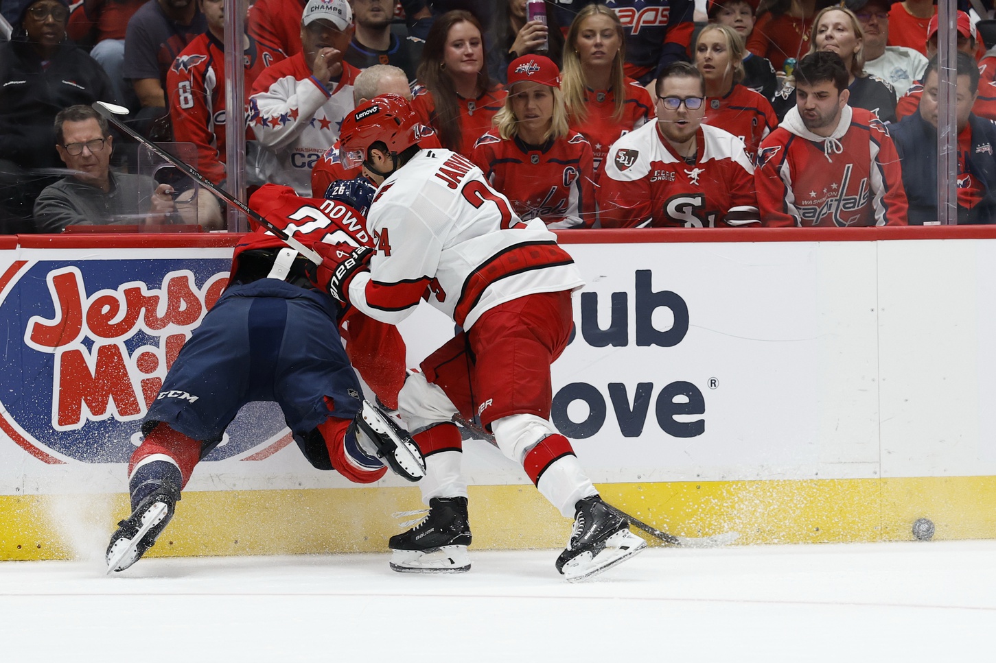The Washington Capitals and Carolina Hurricanes are set to face off in Game 3 of their Eastern Conference Semifinal series on Saturday, May 10, 2025, at PNC Arena in Raleigh, North Carolina. The series is currently tied 1–1, with both teams showcasing strong defensive performances and goaltending prowess in the first two games. Washington vs Carolina AI Prediction: Free NHL Betting Insights for May 10. Credit USA TODAY/IMAGN